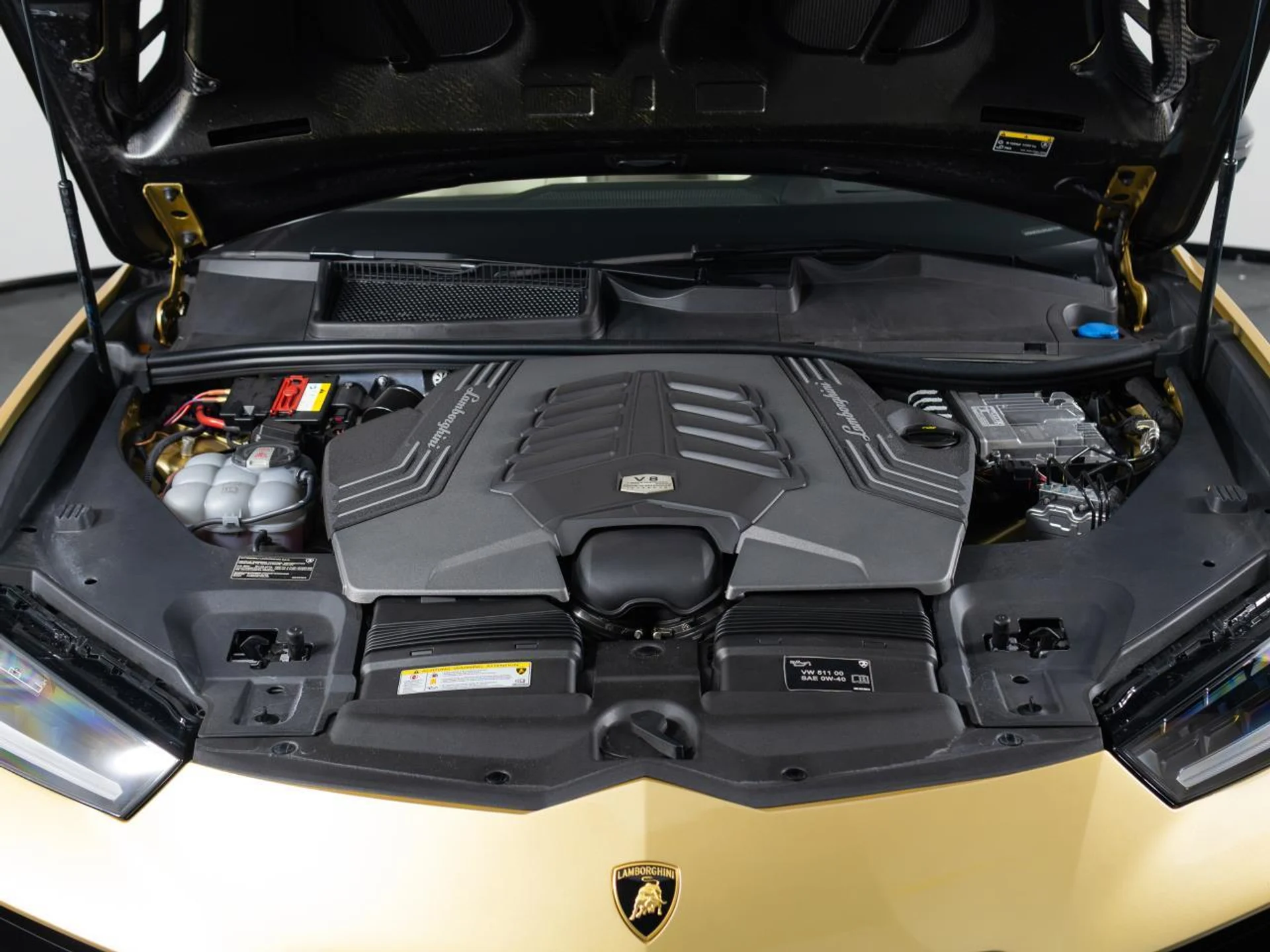mph077_3080073931_Used_2023_Lamborghini_Urus_S_1785169230_f10eba452c