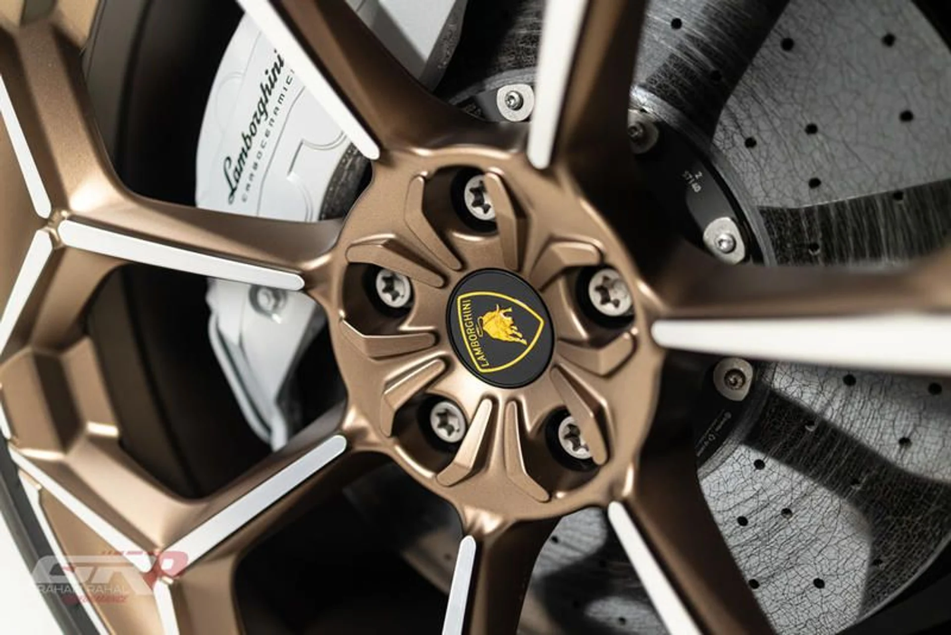mph077_308643350_36647_BA_3_F805_416_C_9_F31_A1_FD_28_DC_727_E_79cd11fc74