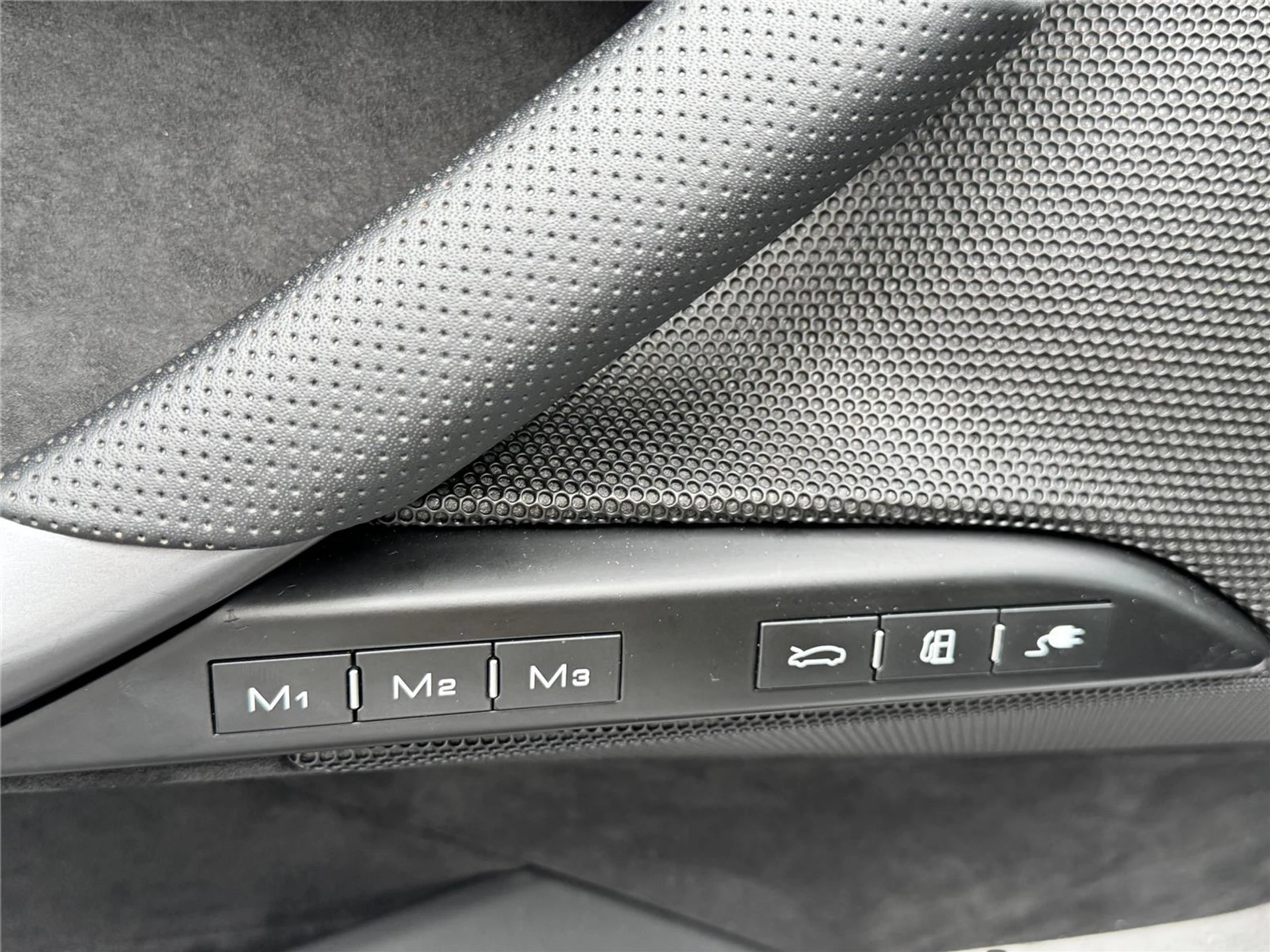 mph077_3269318972_284a30a46ef9090f727173d71cc288b4_122b7a87fd