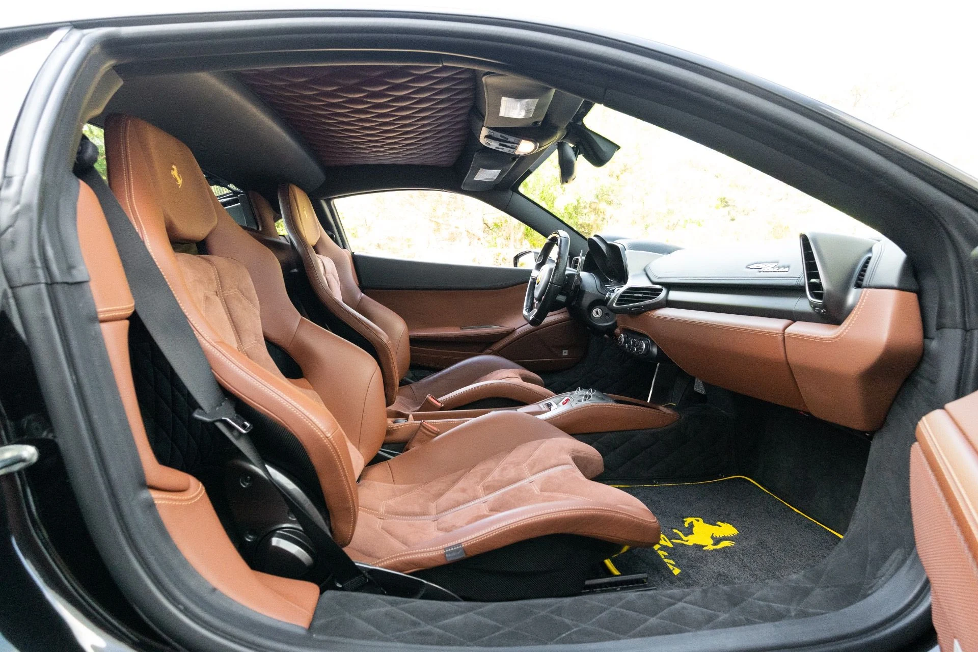 mph077_3360915440_Used_2013_Ferrari_458_Italia_1773252812_ff4d5dad54