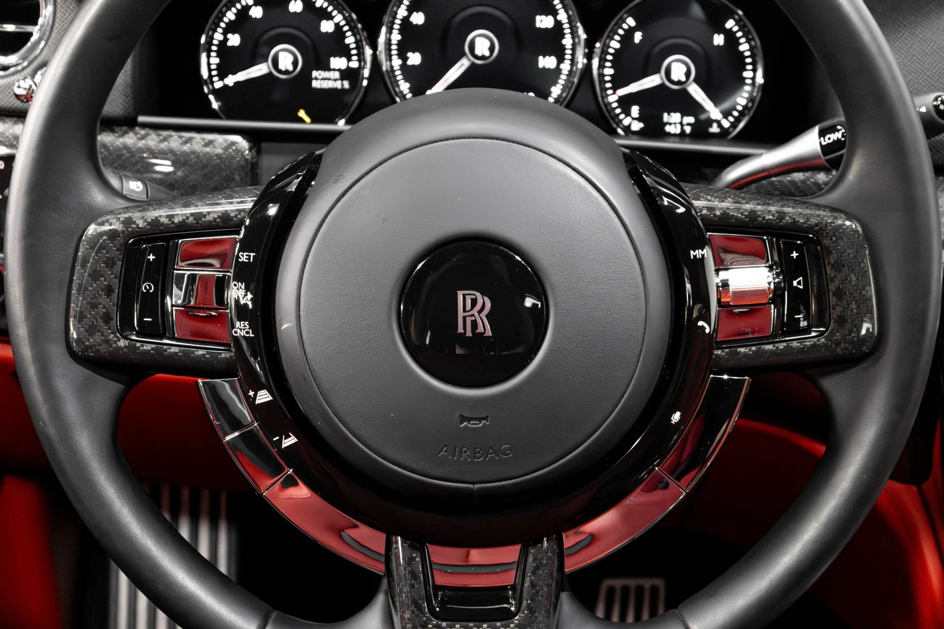 mph077_3375104030_Used_2021_Rolls_Royce_Cullinan_Black_Badge_1778629863_8e95b93ec8