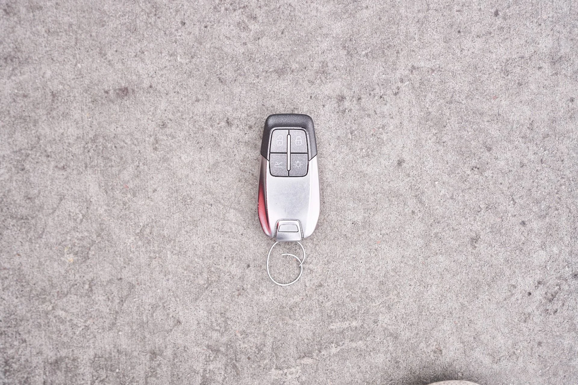 mph077_3465004974_Used_2020_Ferrari_F8_Tributo_Base_1761597736_9422b386ad