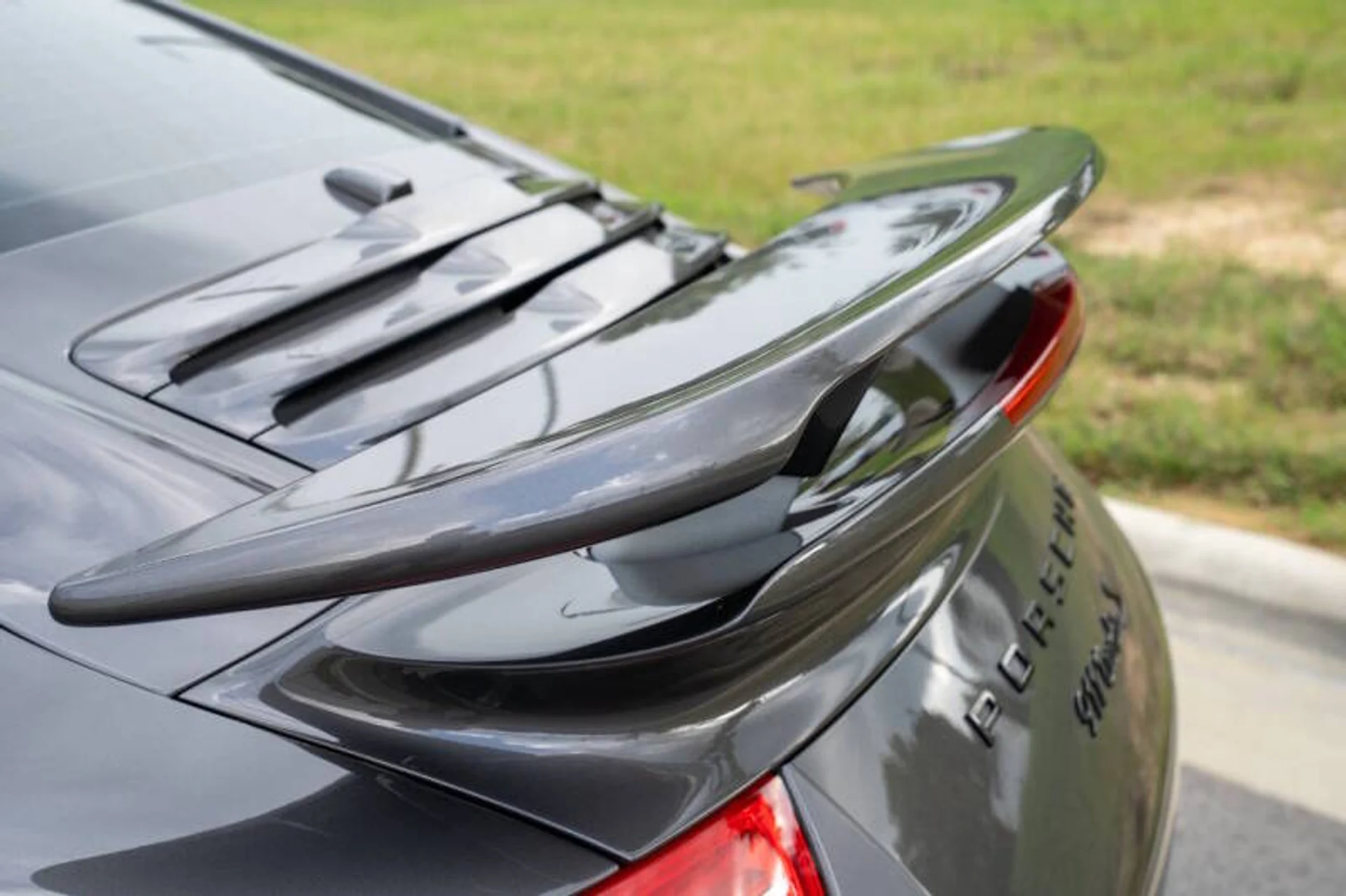 mph077_3471636300_2016_porsche_911_turbo_s_awd_2dr_coupe_8f8f48c694