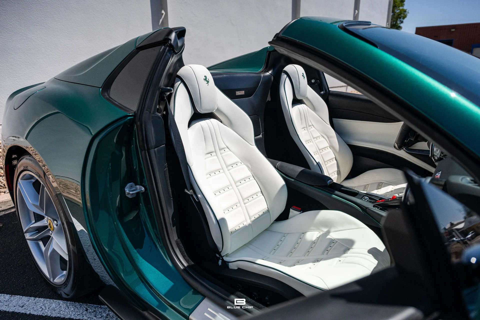 mph077_3554605987_6a613016b2590d51be960eb5_23798_202022_20_Ferrari_20812_20_GTS_20_Verde_20_British_78_0691f0f824