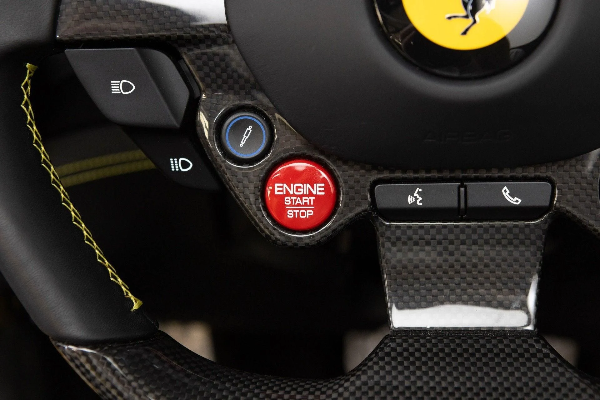 mph077_3773332441_Used_2020_Ferrari_Portofino_1777367954_4939dda42d