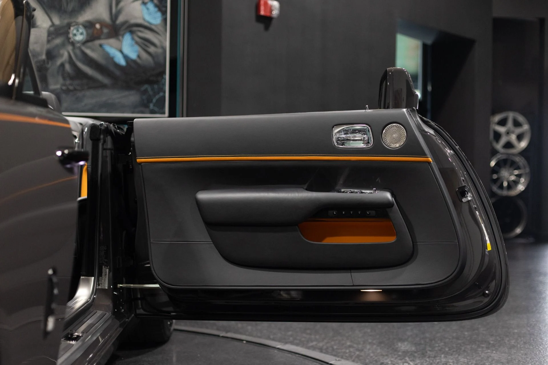 mph077_3779329613_Used_2018_Rolls_Royce_Dawn_1_of_1_Bespoke_Special_Order_Black_Badge_1773760385_db2d16f21f