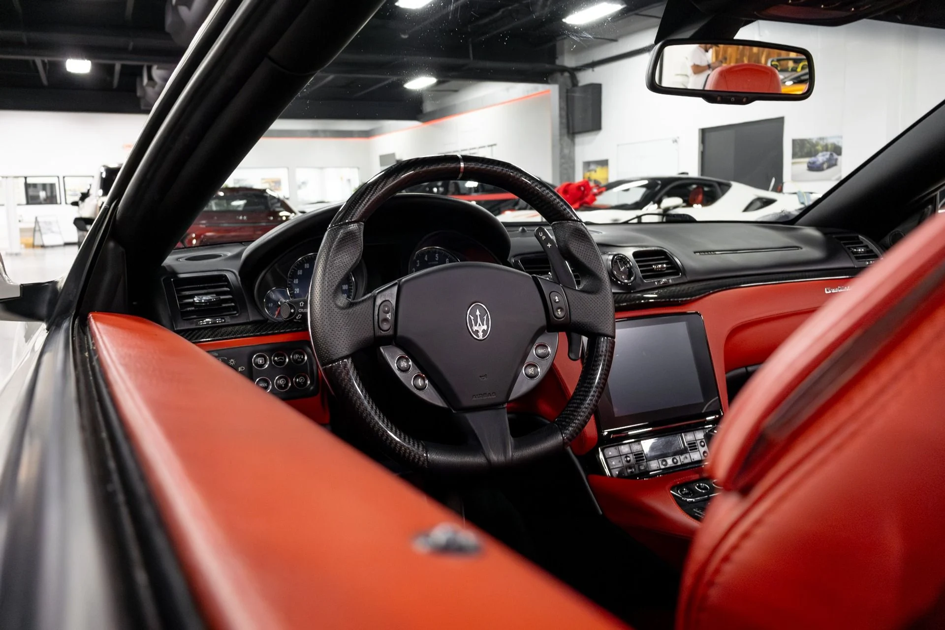 mph077_3832632537_Used_2018_Maserati_Gran_Turismo_1761598740_371cef68b1