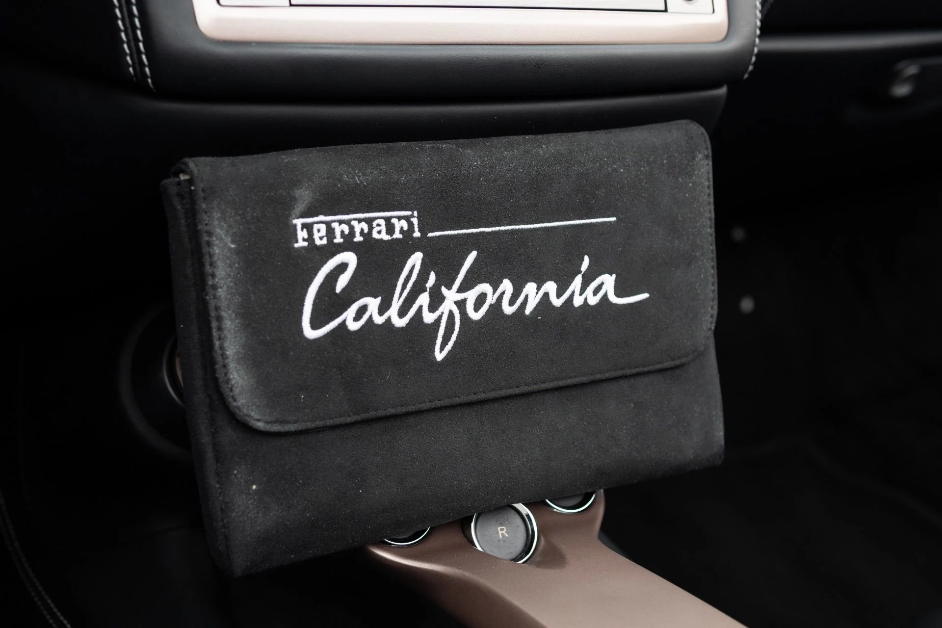 mph077_3858877323_Used_2014_Ferrari_California_1774924910_5eae64e185