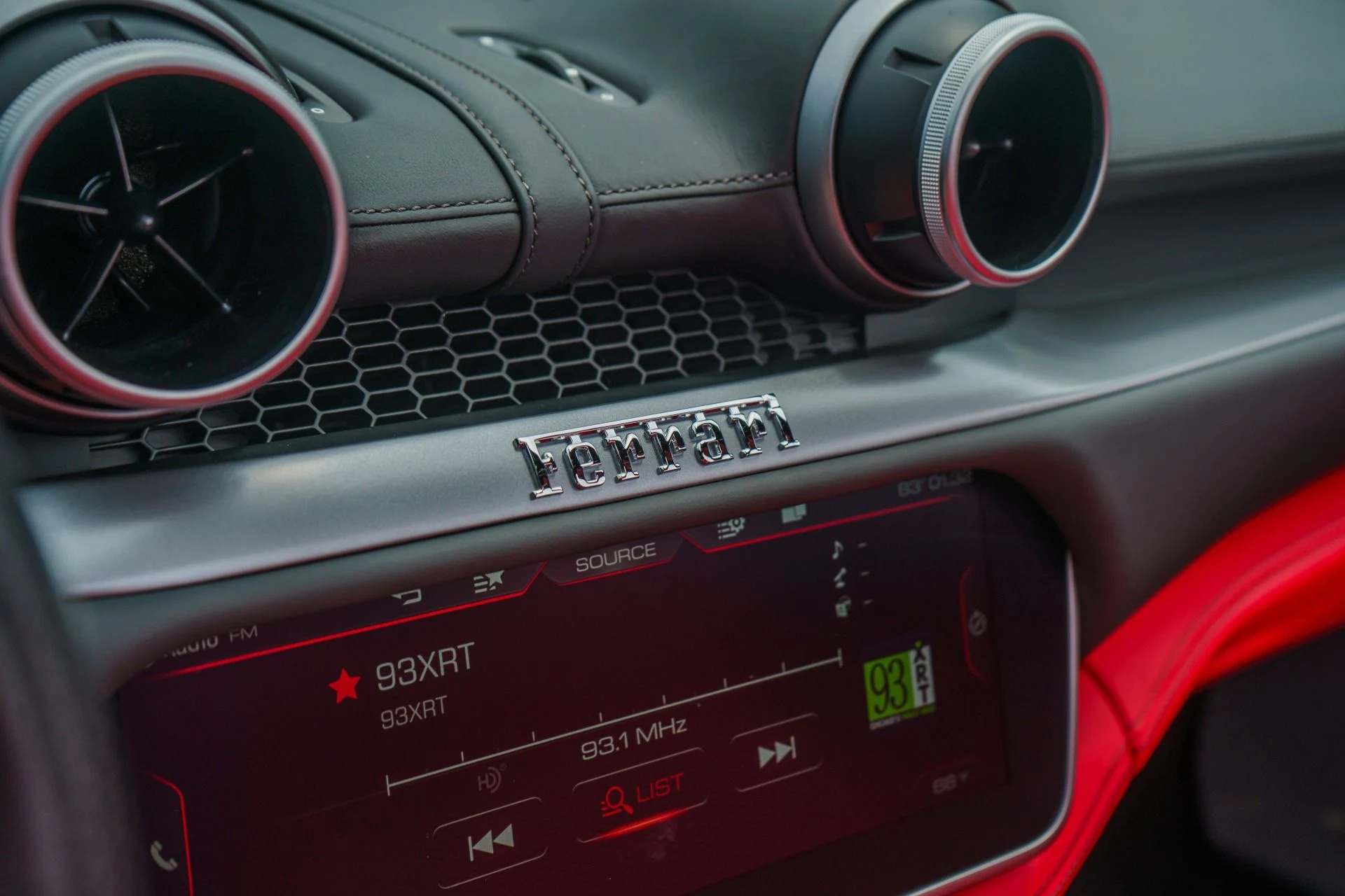 mph077_3924713320_Used_2019_Ferrari_Portofino_1783726040_772b4a52c4