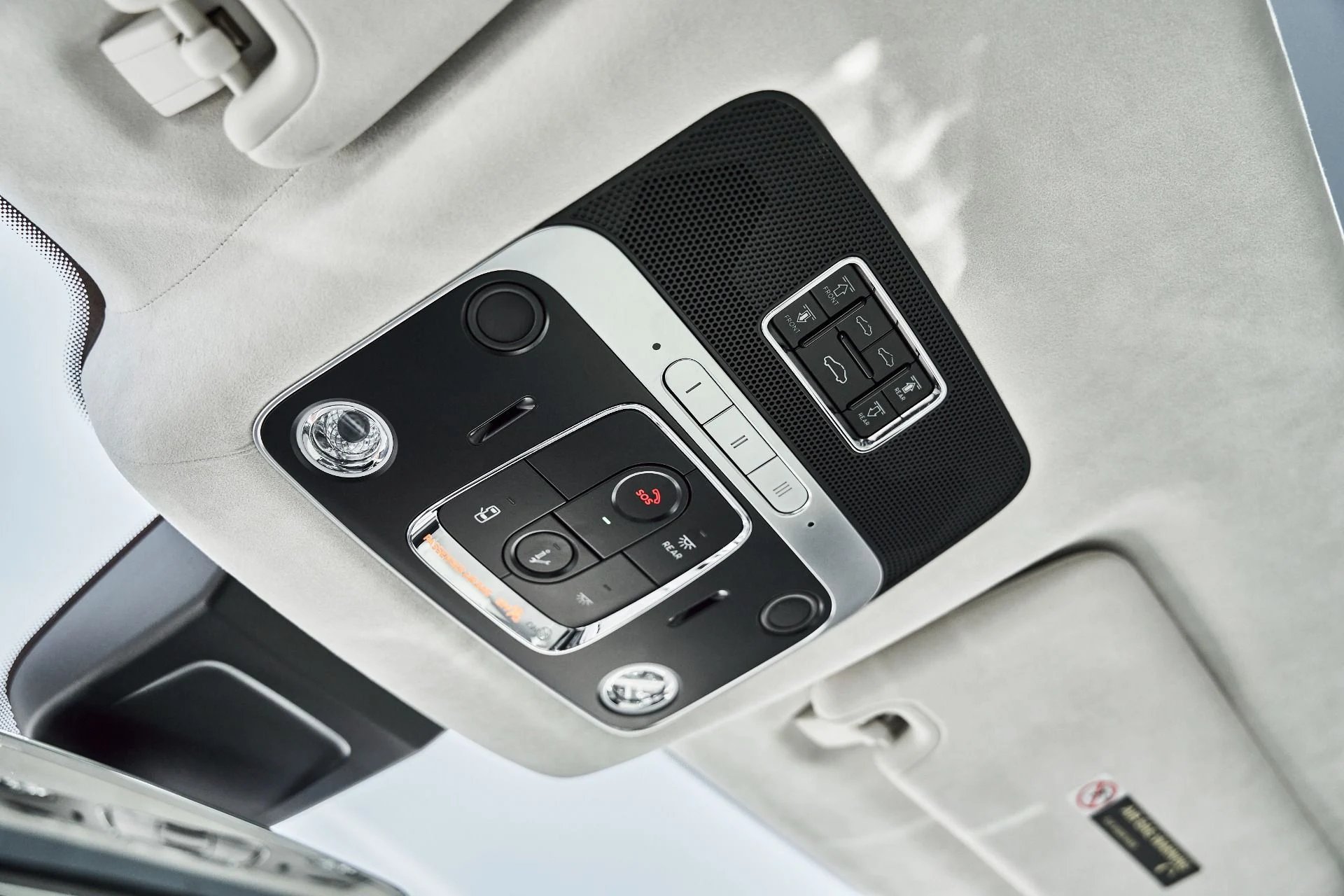 mph077_4066553384_Used_2021_Bentley_Flying_Spur_V8_1780617228_144a06d517