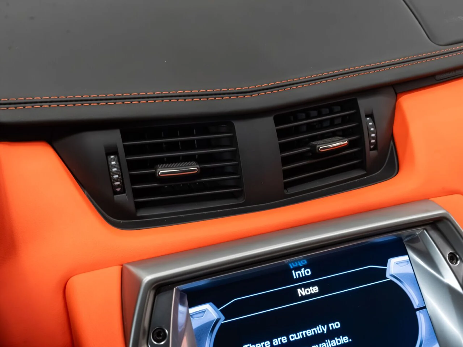 mph077_4224559415_lamborghini_aventador_2015_a0359a6fa7