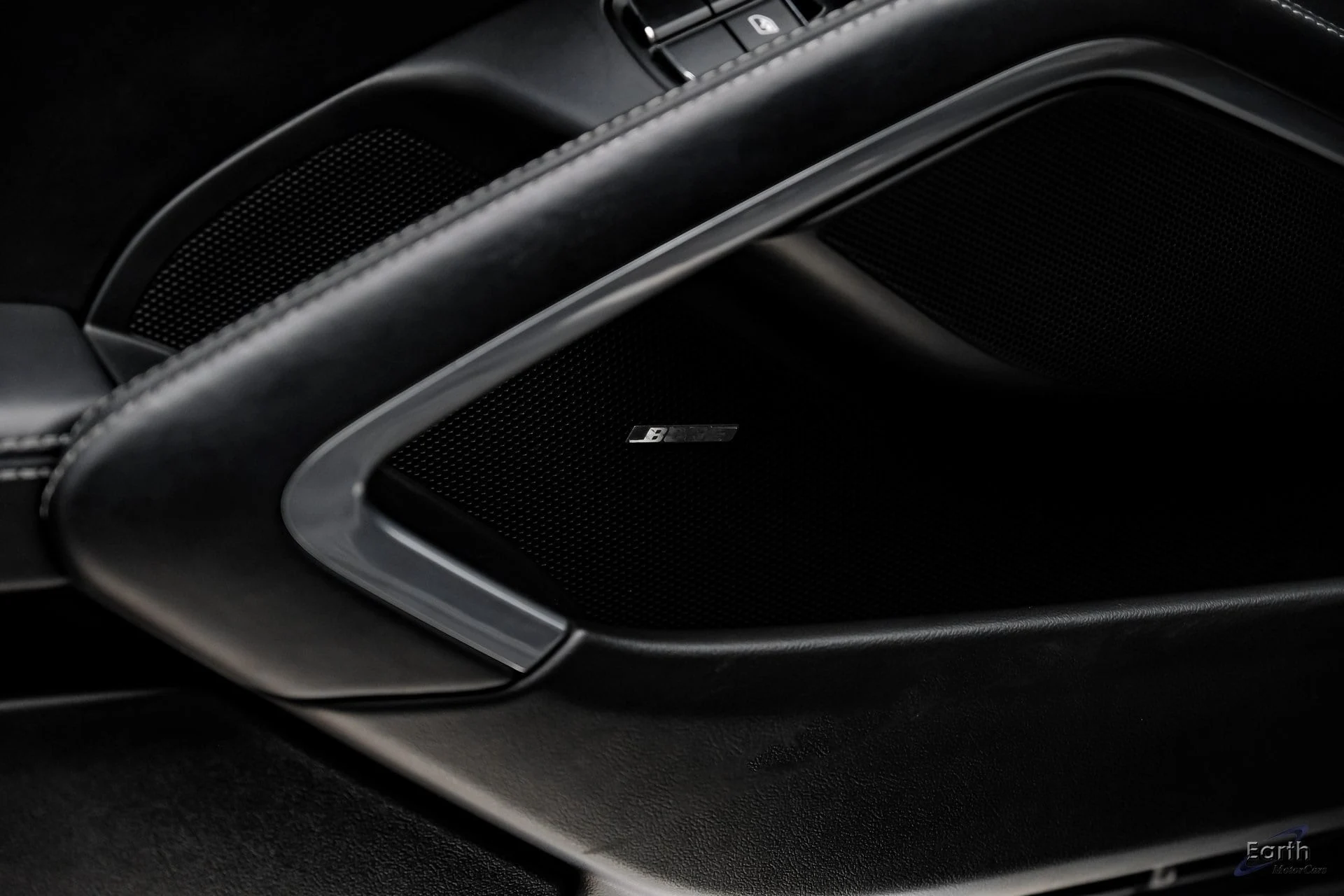 mph077_4254677350_96ad4af2313b7c2f7da40b57f71d7291x_01254d3f2a