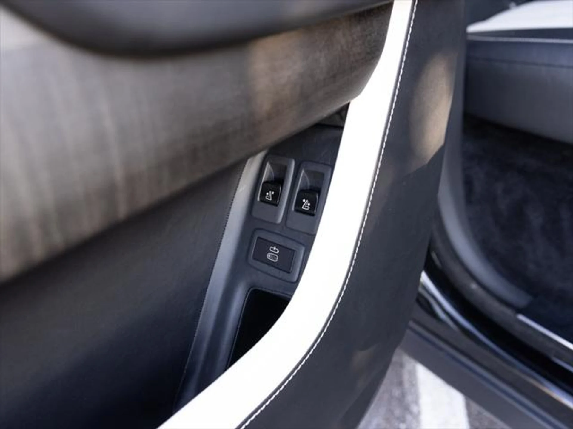 mph077_455152714_342960235_6673c0317c1dc78c17071b96_b804baa888