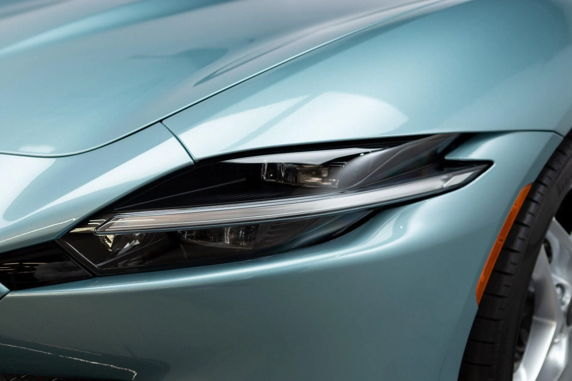 mph077_638718639_Used_2024_Ferrari_Roma_Spider_1777382719_b38ccf0451