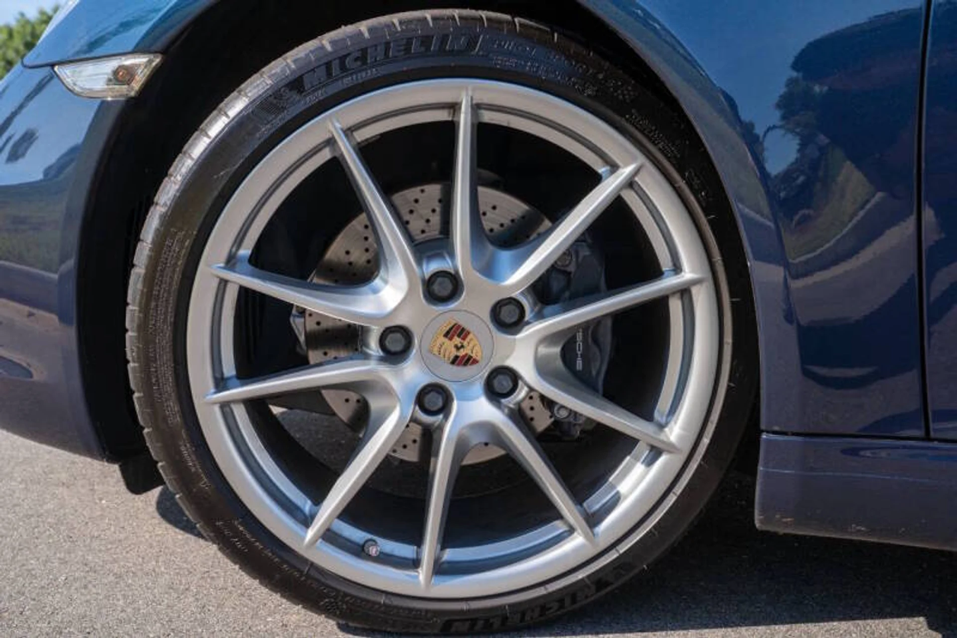 mph077_642345276_2013_porsche_911_carrera_2dr_coupe_04c9a150b9