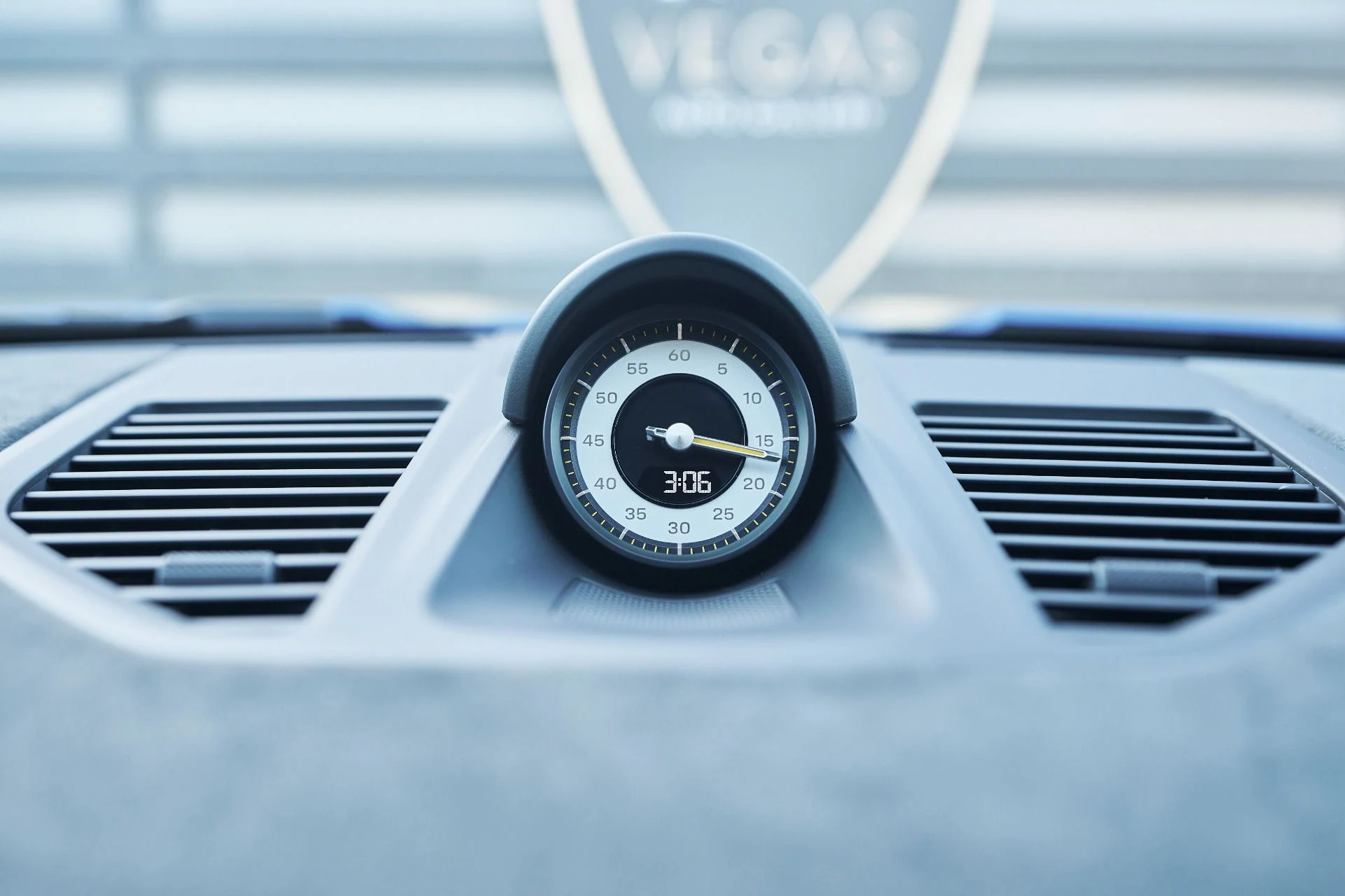 mph077_686098559_Used_2026_Porsche_911_GT_3_1764988981_70014a171a