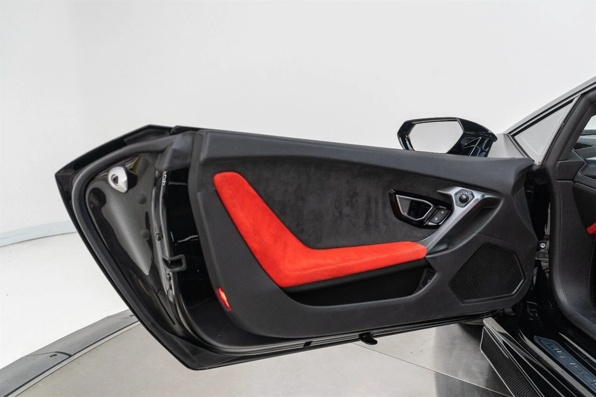 mph077_805575858_0598218565_1280_a81df9aca1