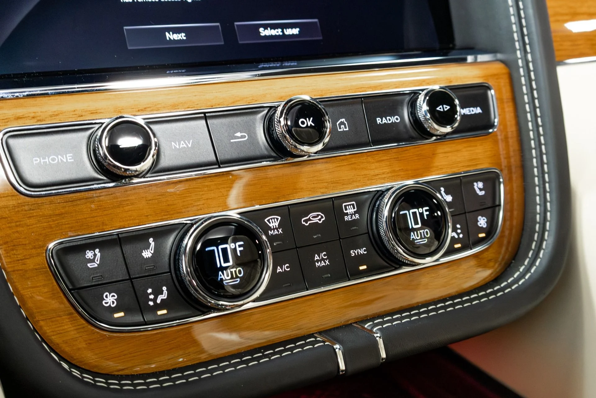 mph077_860730759_Used_2021_Bentley_Bentayga_V8_First_Edition_1776782316_506f0abf13