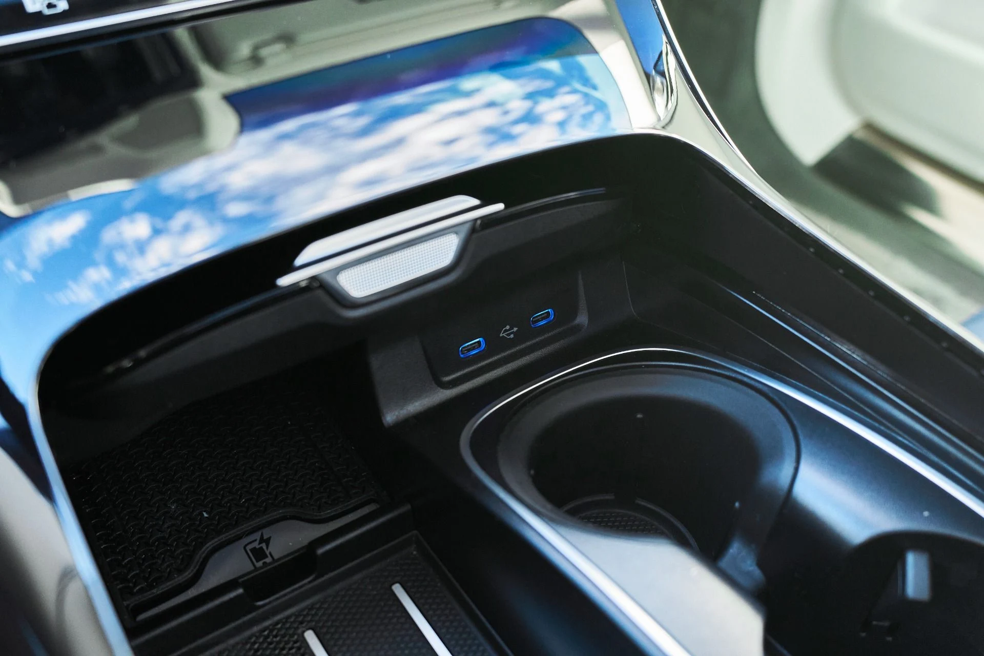 mph077_870463569_Used_2024_Mercedes_Benz_S_Class_Maybach_S_680_1765936906_db08d7321c