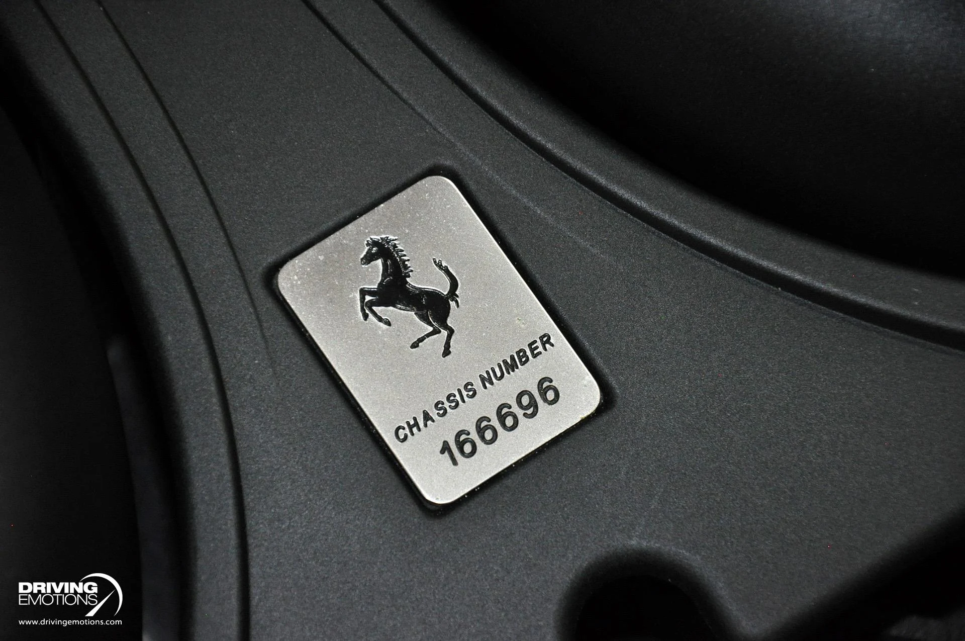 mph077_877923758_505_p78_l_1fa24d9223