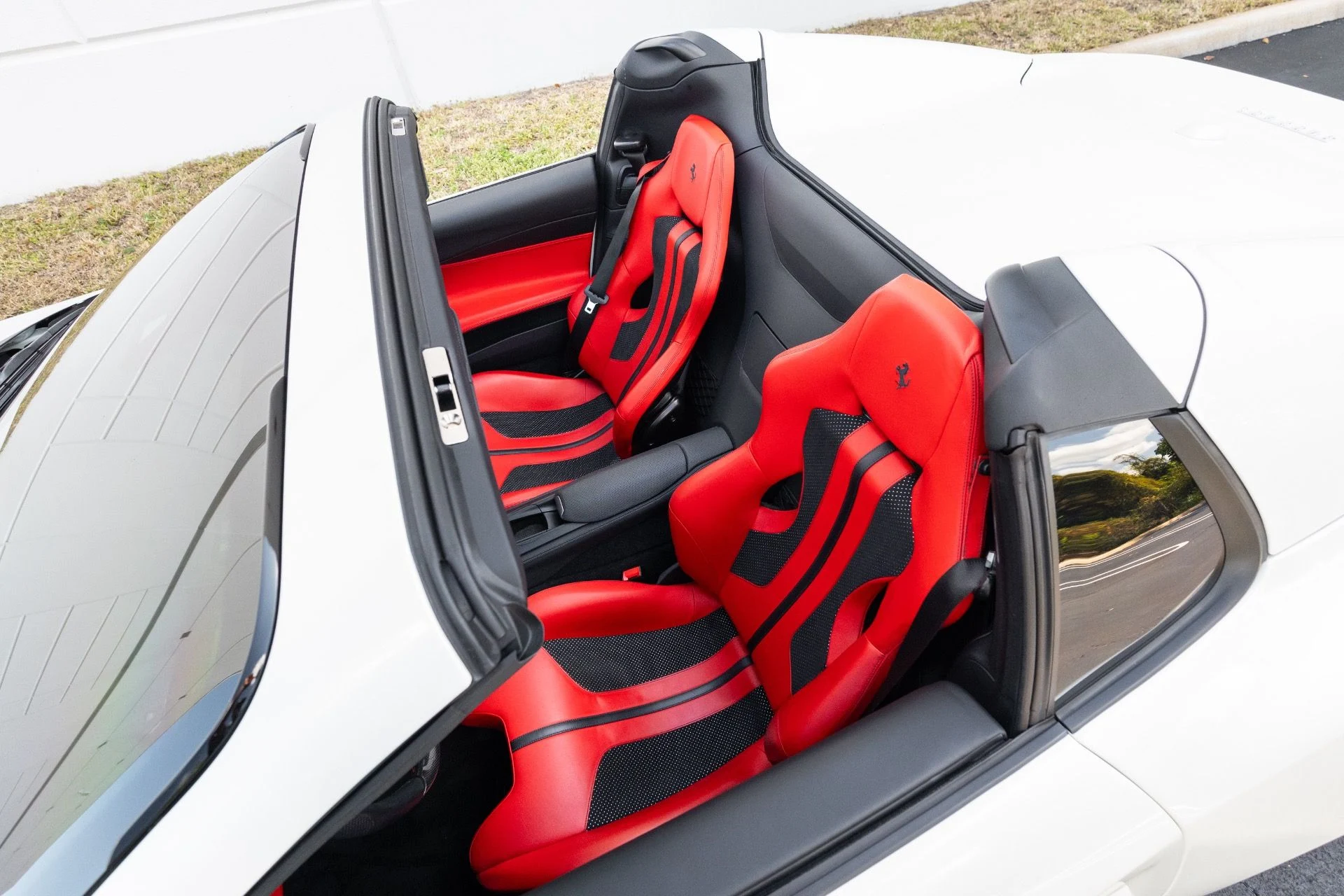 mph077_905521732_Used_2021_Ferrari_812_GTS_1770760460_5abaea04b3