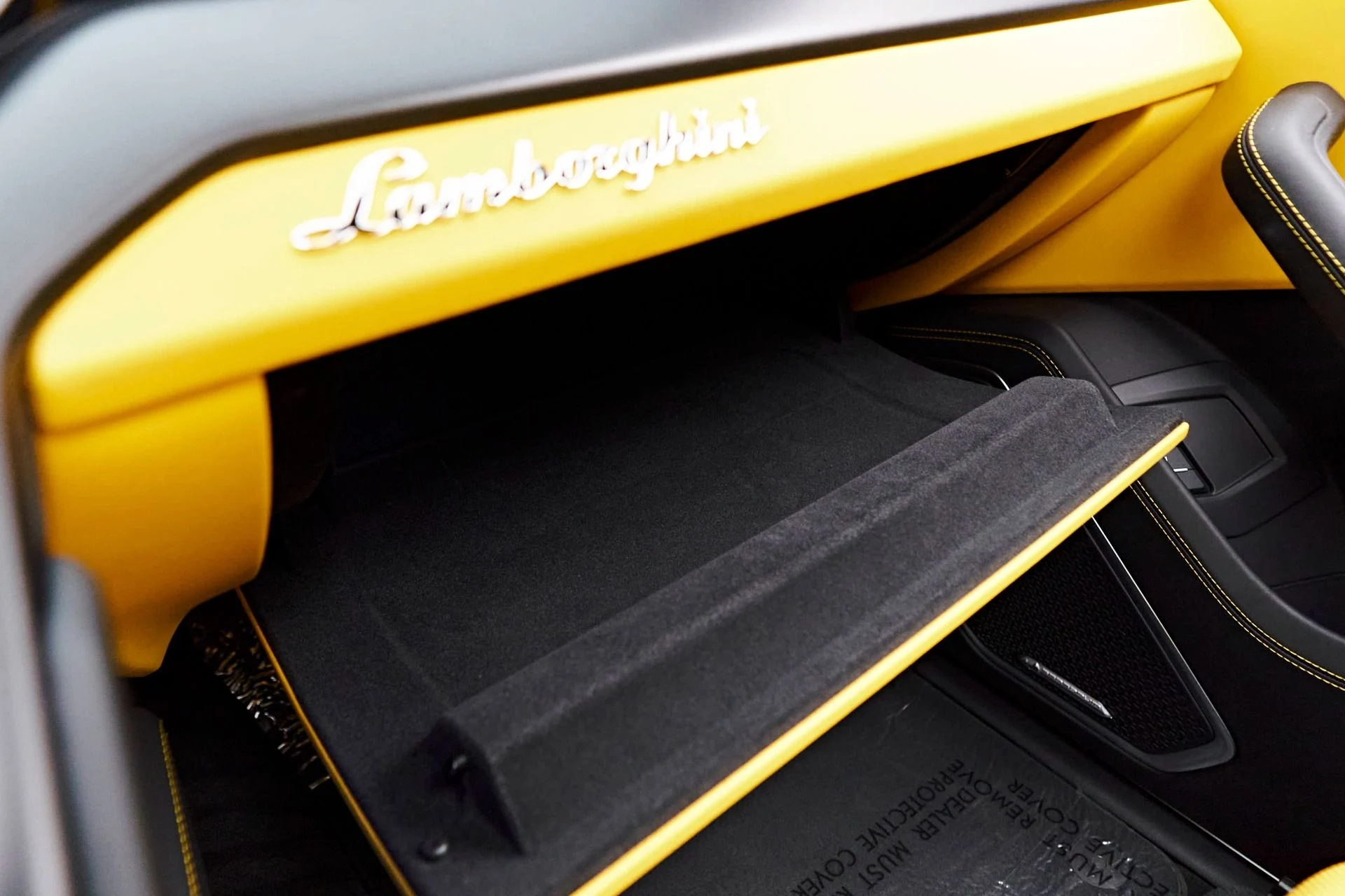 mph077_931337996_Used_2022_Lamborghini_Urus_1714440387_810cf12267