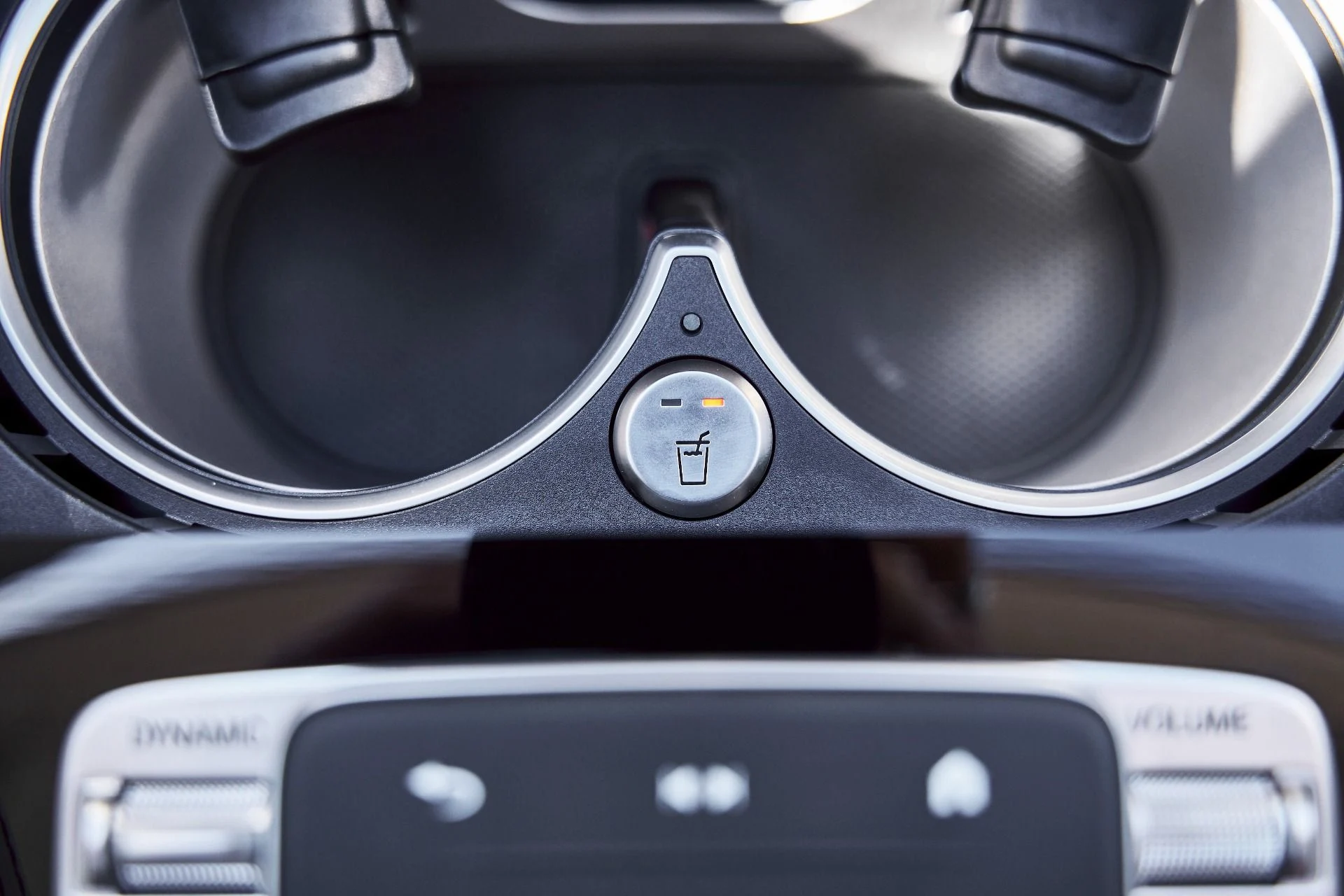 mph077_951324283_Used_2026_Mercedes_Benz_GLS_Maybach_GLS_600_1777074183_4fd62ec952