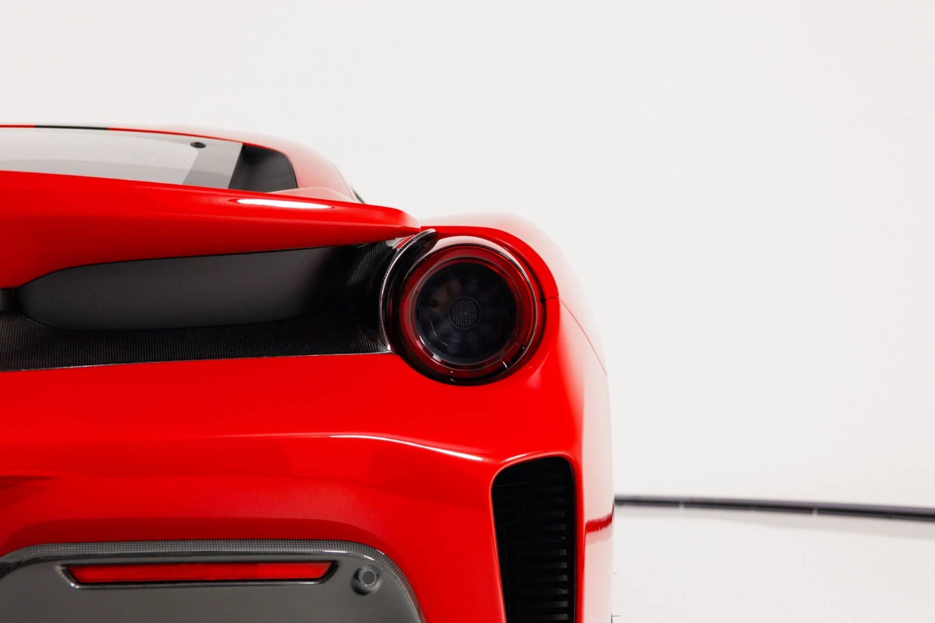 mph077_966256506_Used_2020_Ferrari_488_Pista_1774991866_e512e0238b