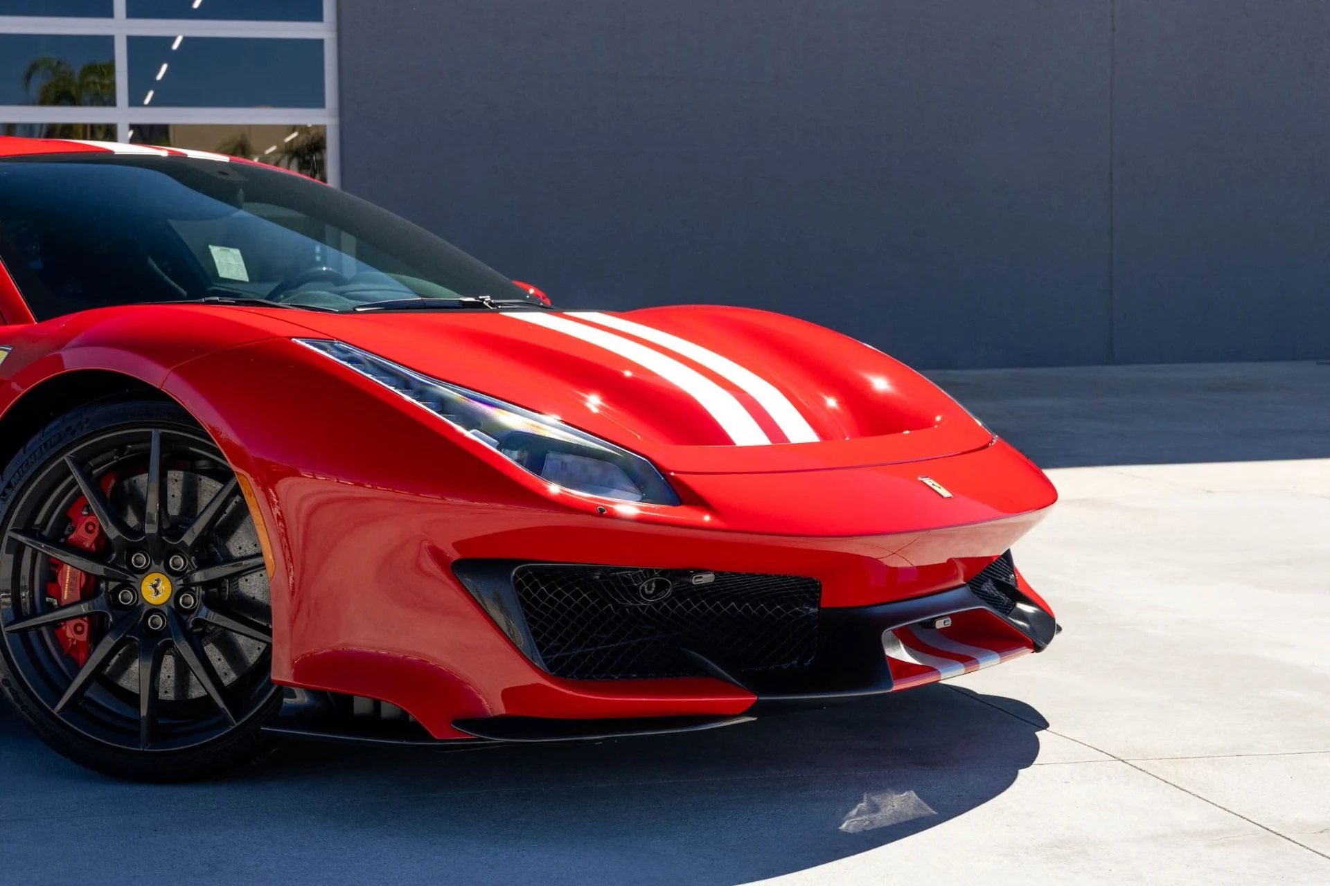 mph077_977776836_Used_2019_Ferrari_488_Pista_1760720844_9d378fad99