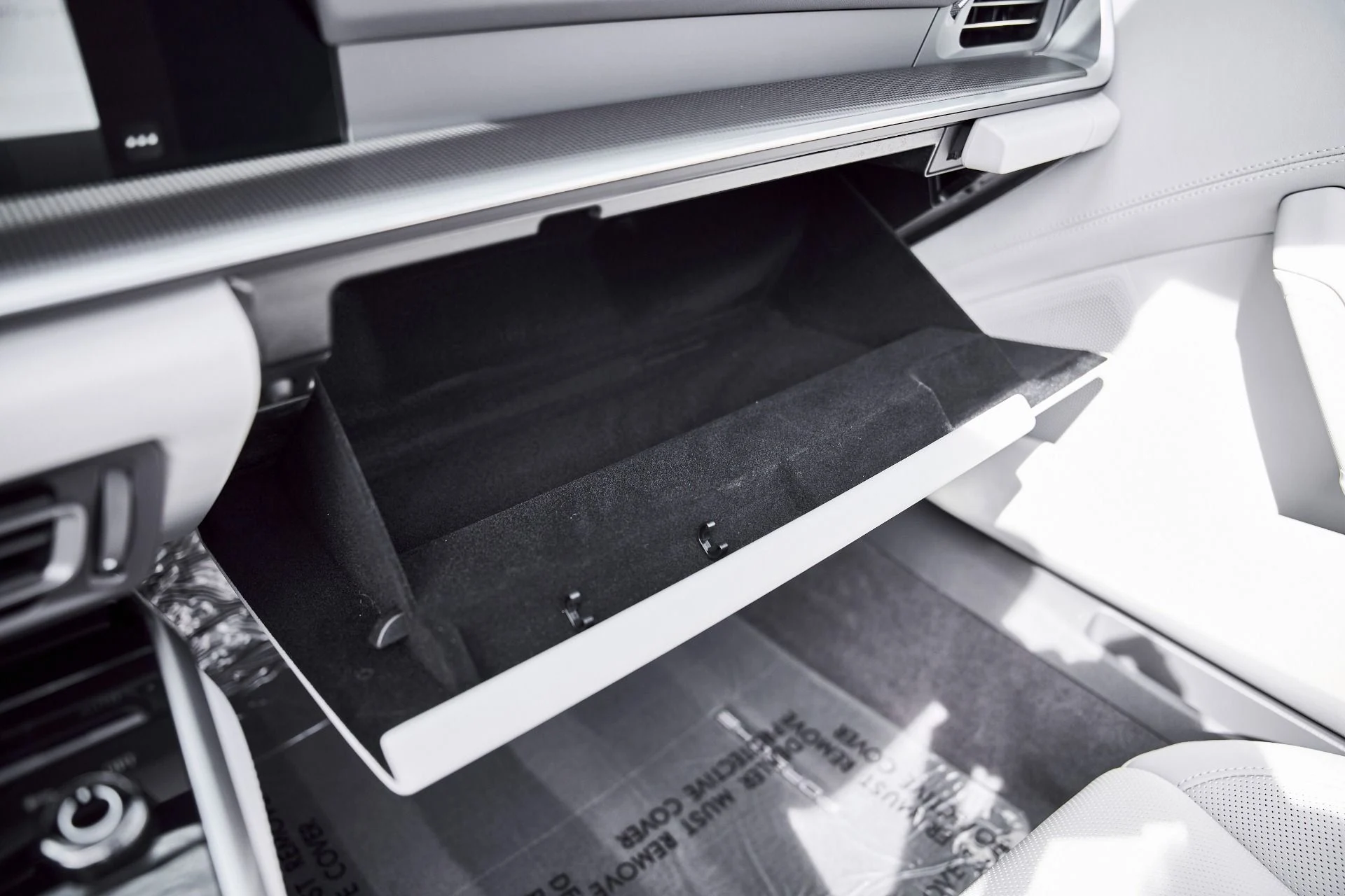 mph077_985807662_Used_2025_Porsche_911_Turbo_S_1772157367_5945d021b9