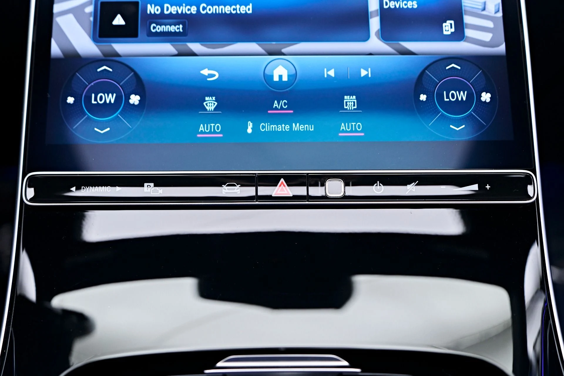 mph078_1044912394_Used_2025_Mercedes_Benz_S_Class_Maybach_S_580_1757004292_e9792f5a5e