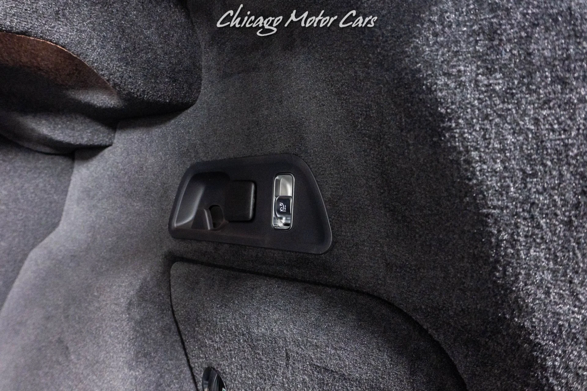 mph078_1148072343_10022_p79_l_868a56a63a