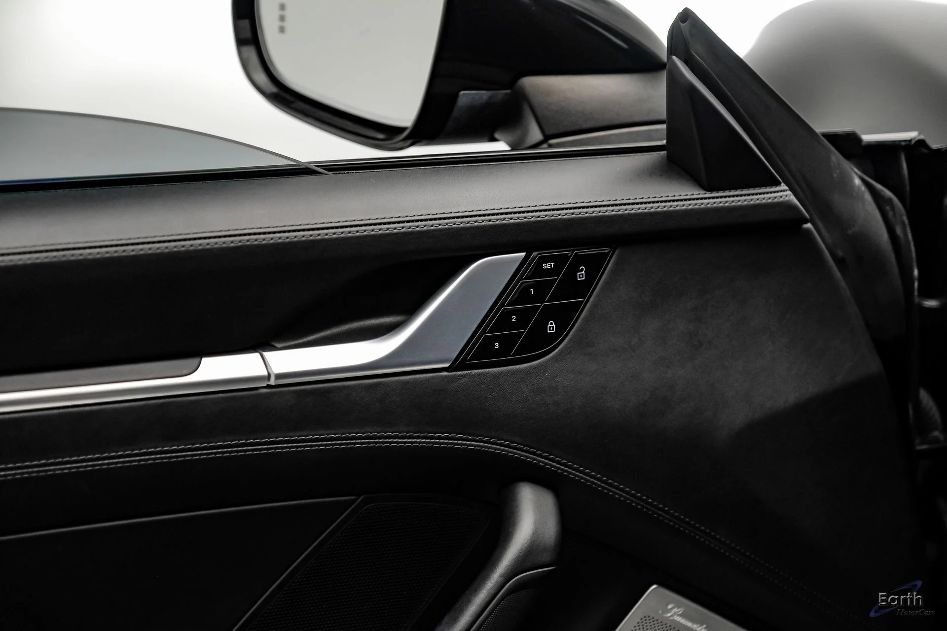 mph078_116650635_ee0436f36f5c749400bcf416e0f02b39x_1b86539d74