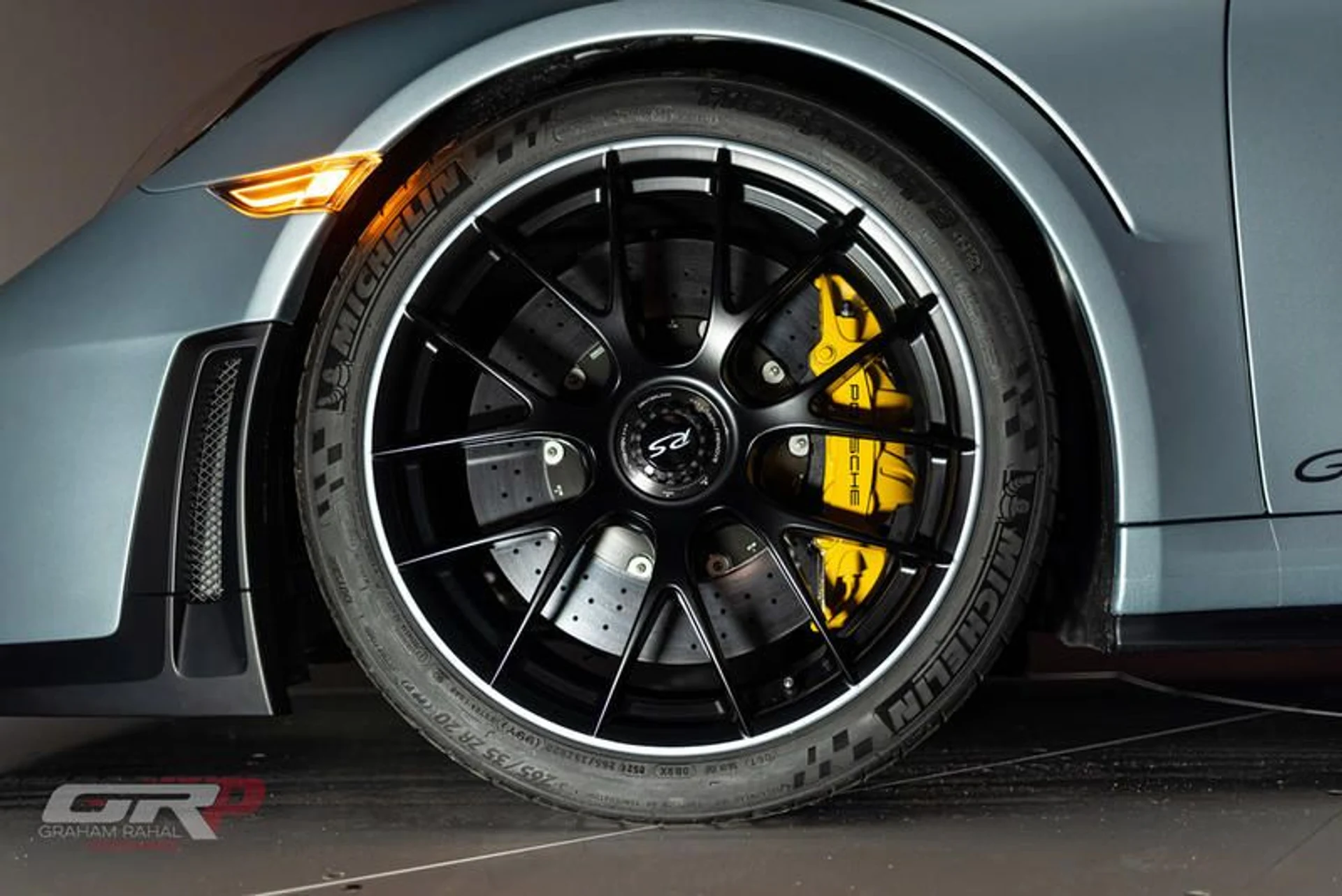 mph078_1282273610_5_AA_30_B4_C_2300_4_A9_D_A5_BA_99_FBD_65_F2024_7541914153