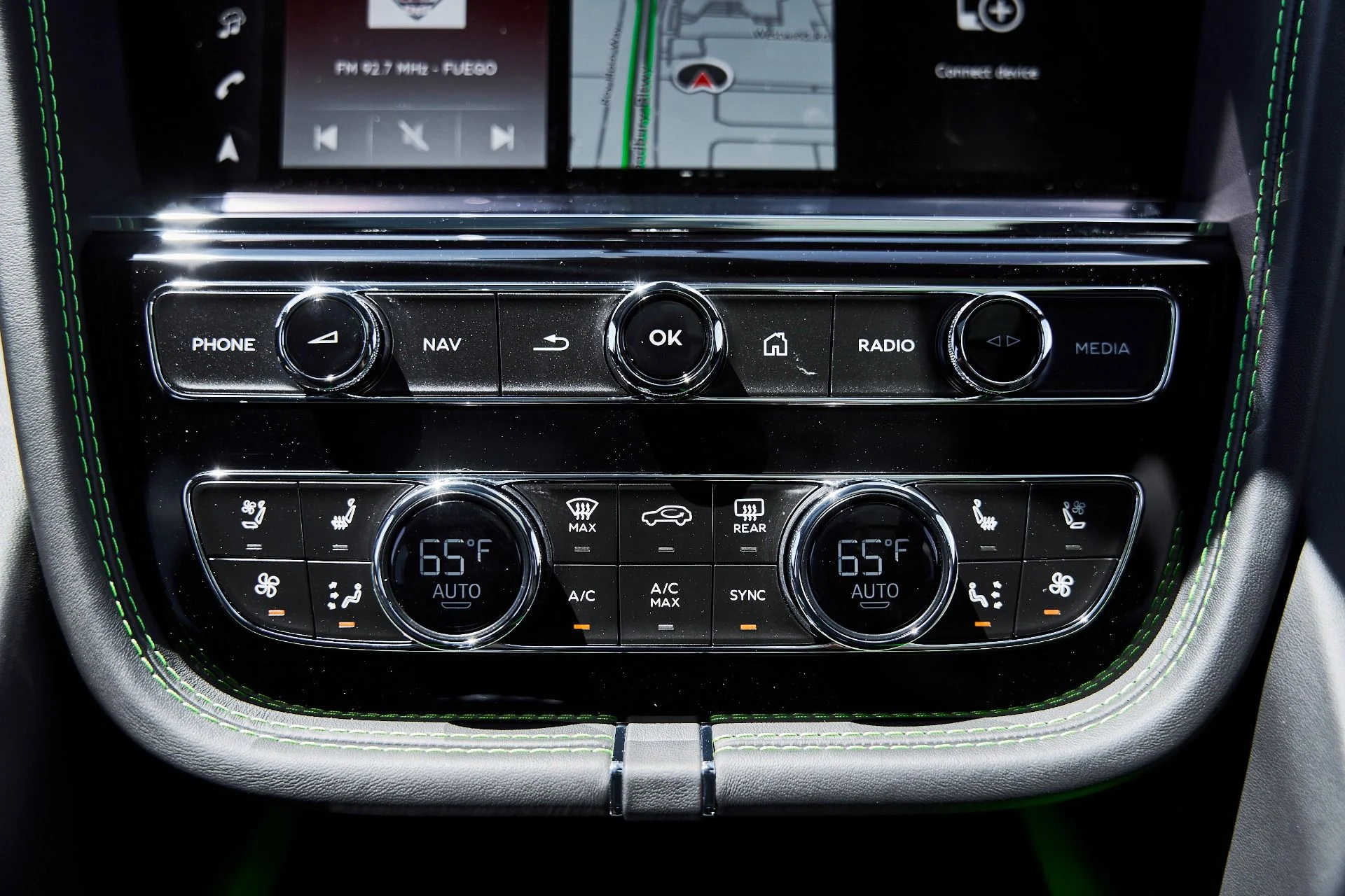 mph078_1315836709_Used_2025_Bentley_Bentayga_S_Black_Edition_1777750205_59b57160f2