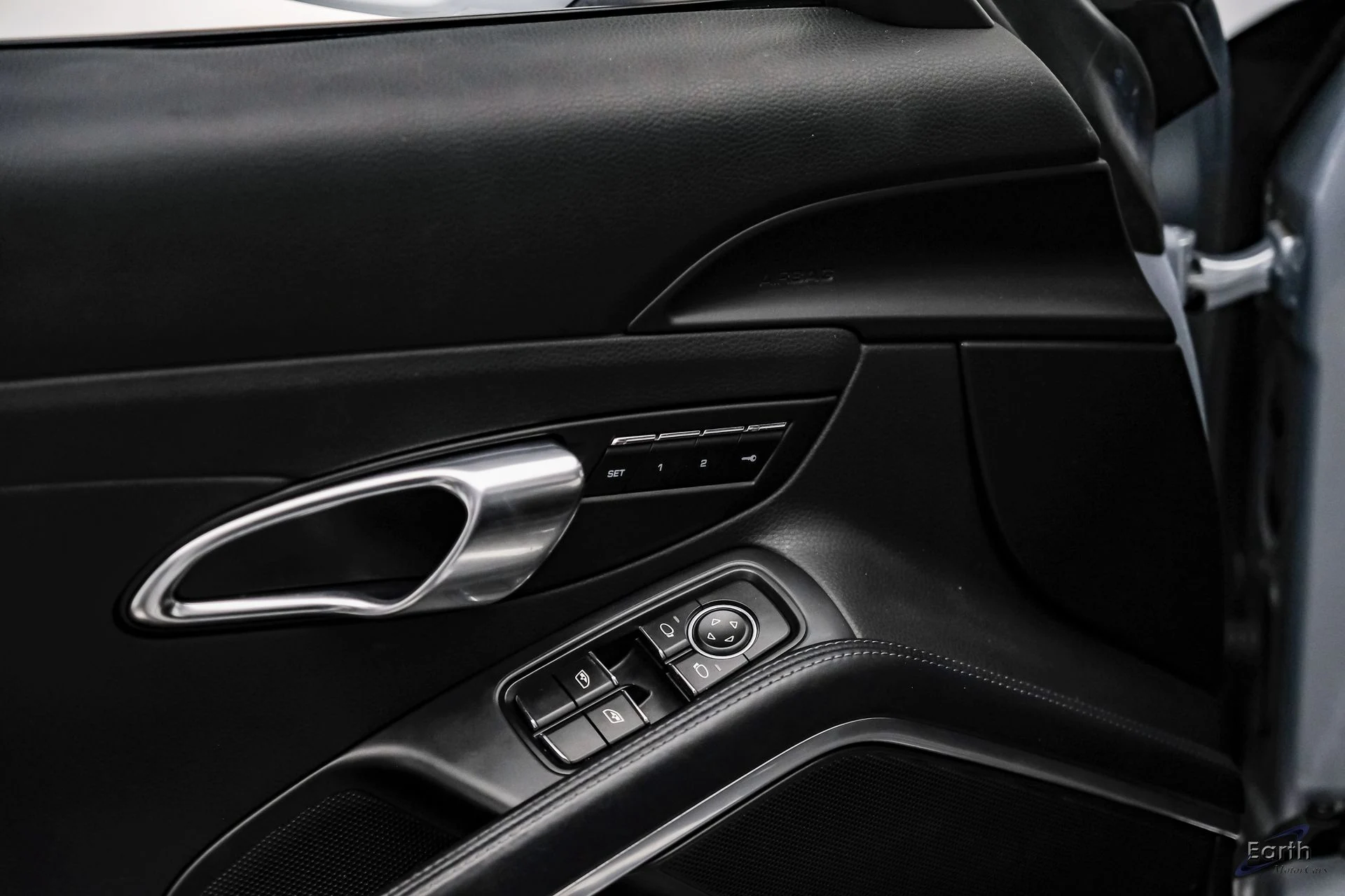 mph078_132258224_8a3e968ec557a1f52ec7caf325dc7148x_118e1ce70b