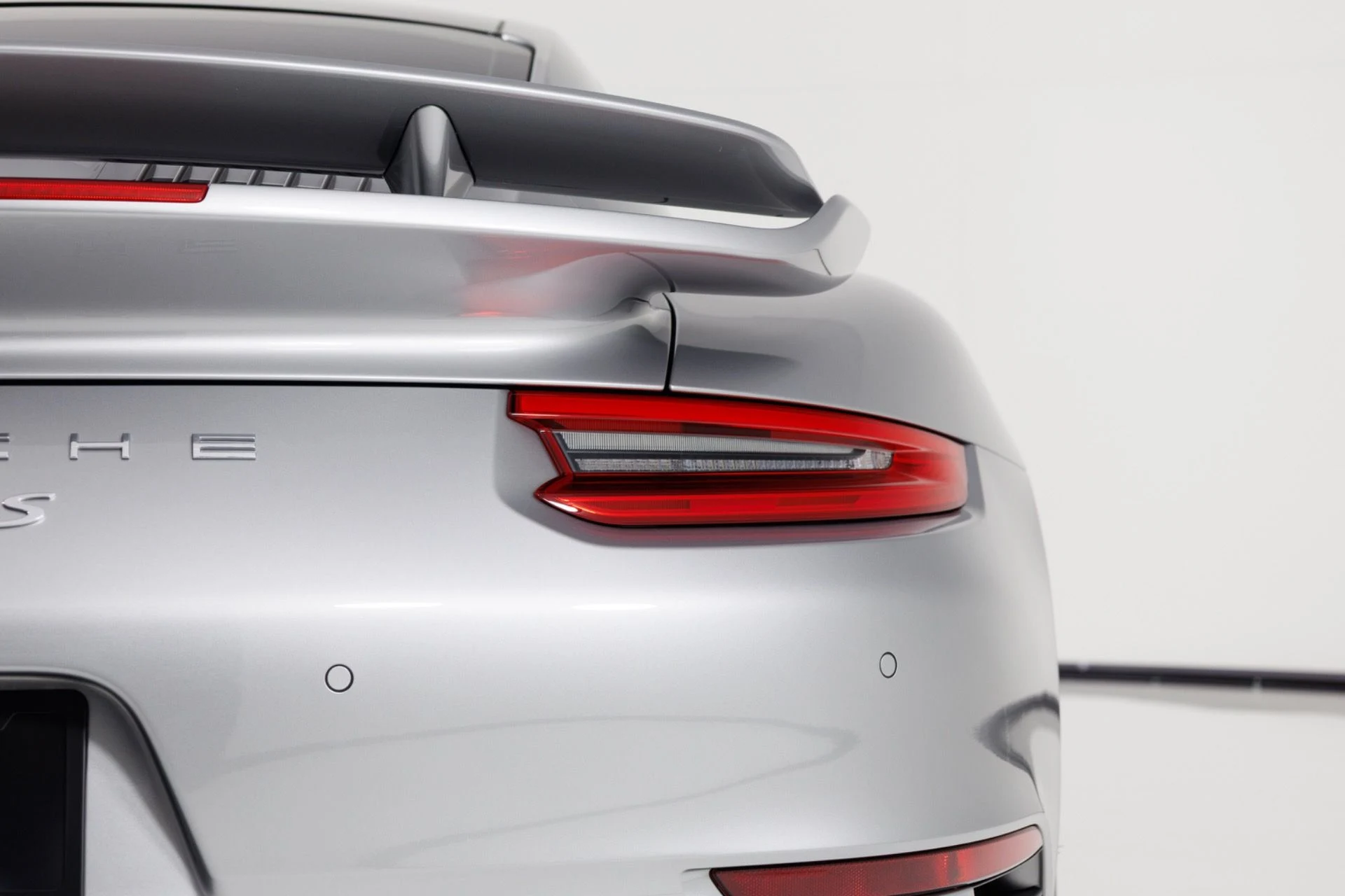 mph078_1349984333_Used_2017_Porsche_911_Turbo_S_1782938092_747f462e4c