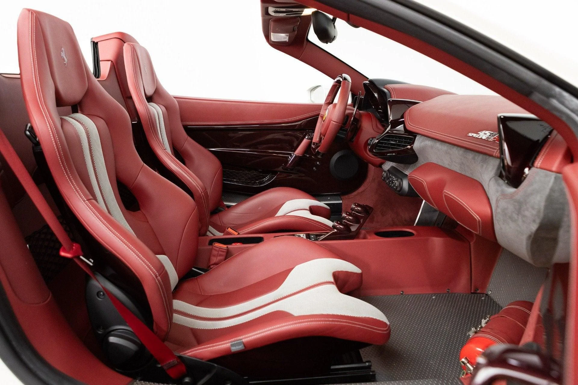 mph078_1507400960_Used_2015_Ferrari_458_Speciale_A_1782465343_e49d2b1b65