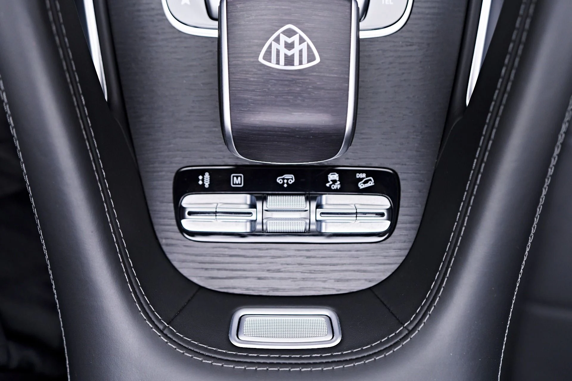 mph078_1640516629_Used_2022_Mercedes_Benz_GLS_Maybach_GLS_600_1747446181_5b30f67e46