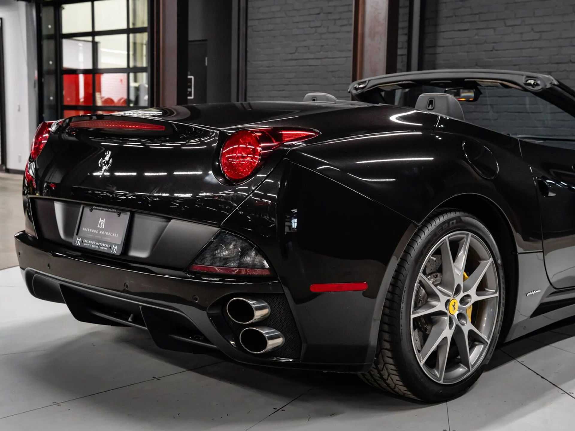 mph078_1706461915_ferrari_california_2011_b90db2e4ac