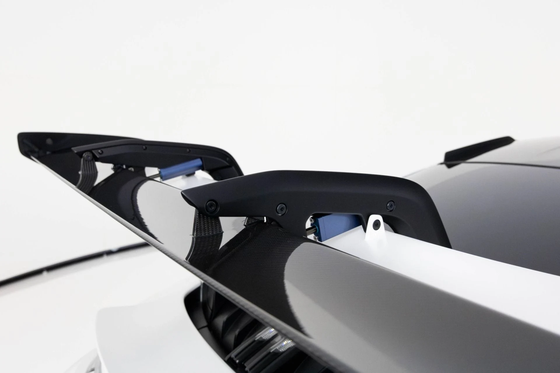 mph078_1798108748_Used_2024_Porsche_911_GT_3_RS_1763426515_917dc43590