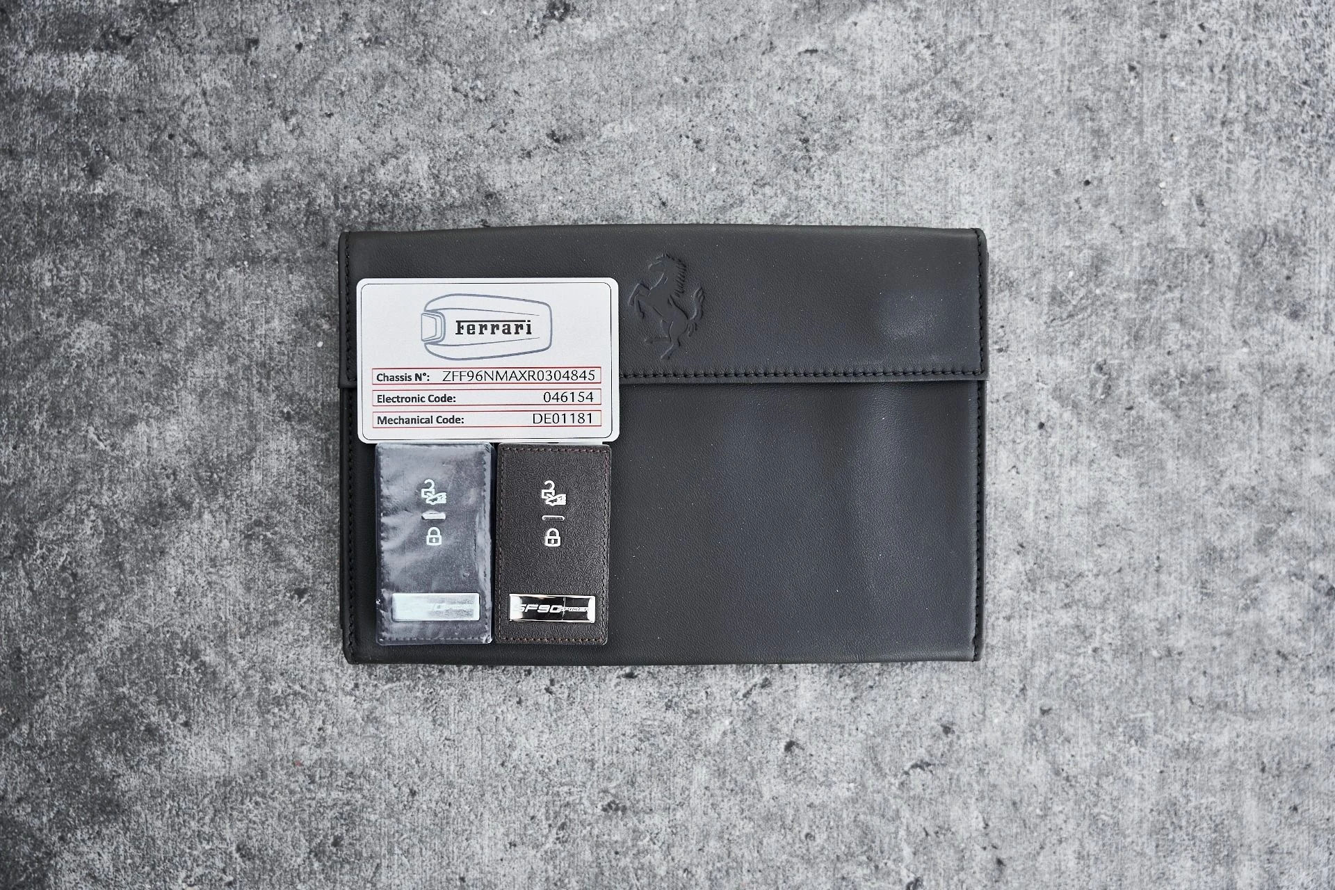 mph078_1929175289_Used_2024_Ferrari_SF_90_Spider_Base_1774739249_75818ade01