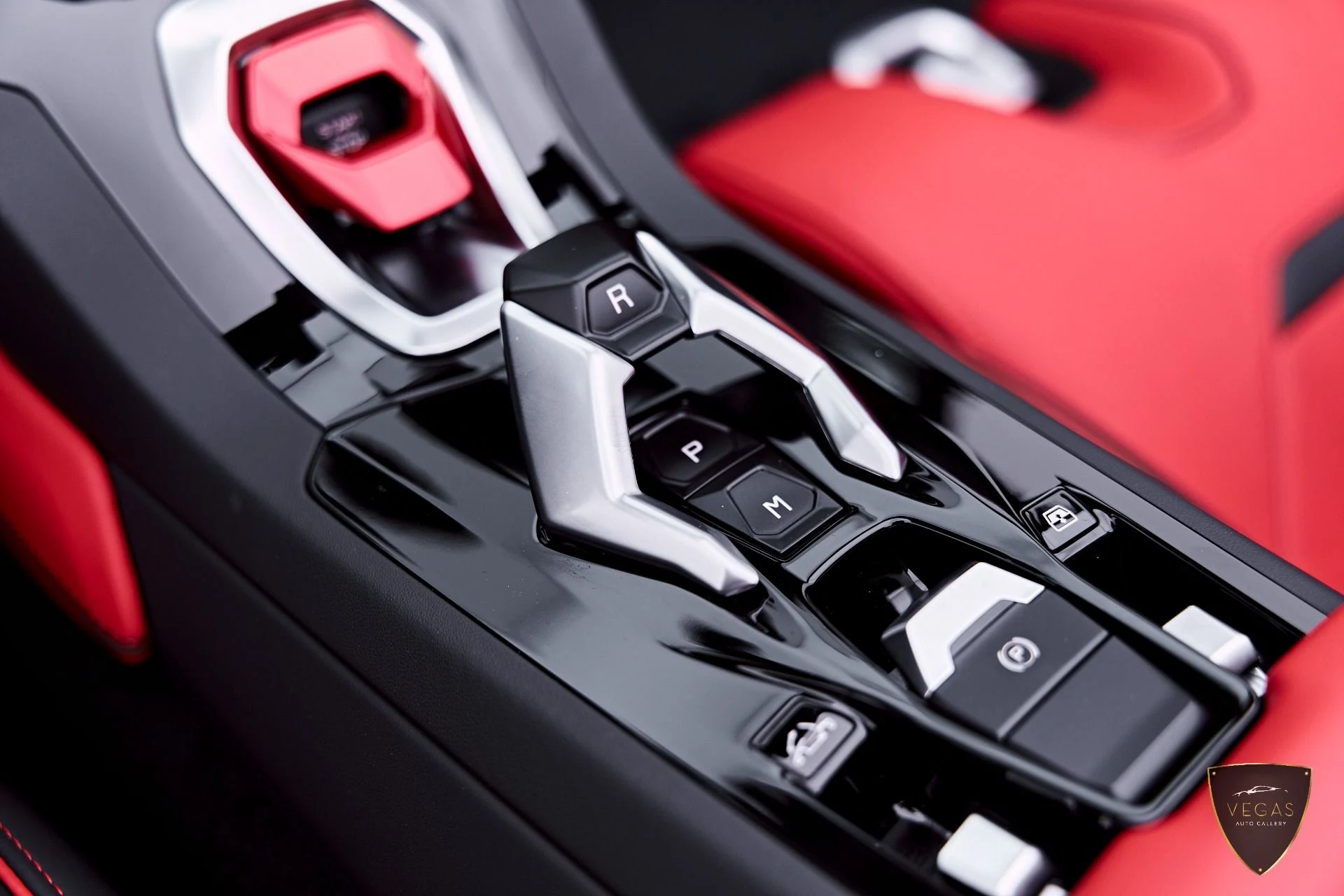 mph078_2045844360_Used_2024_Lamborghini_Huracan_EVO_Base_1783505214_101134b37e