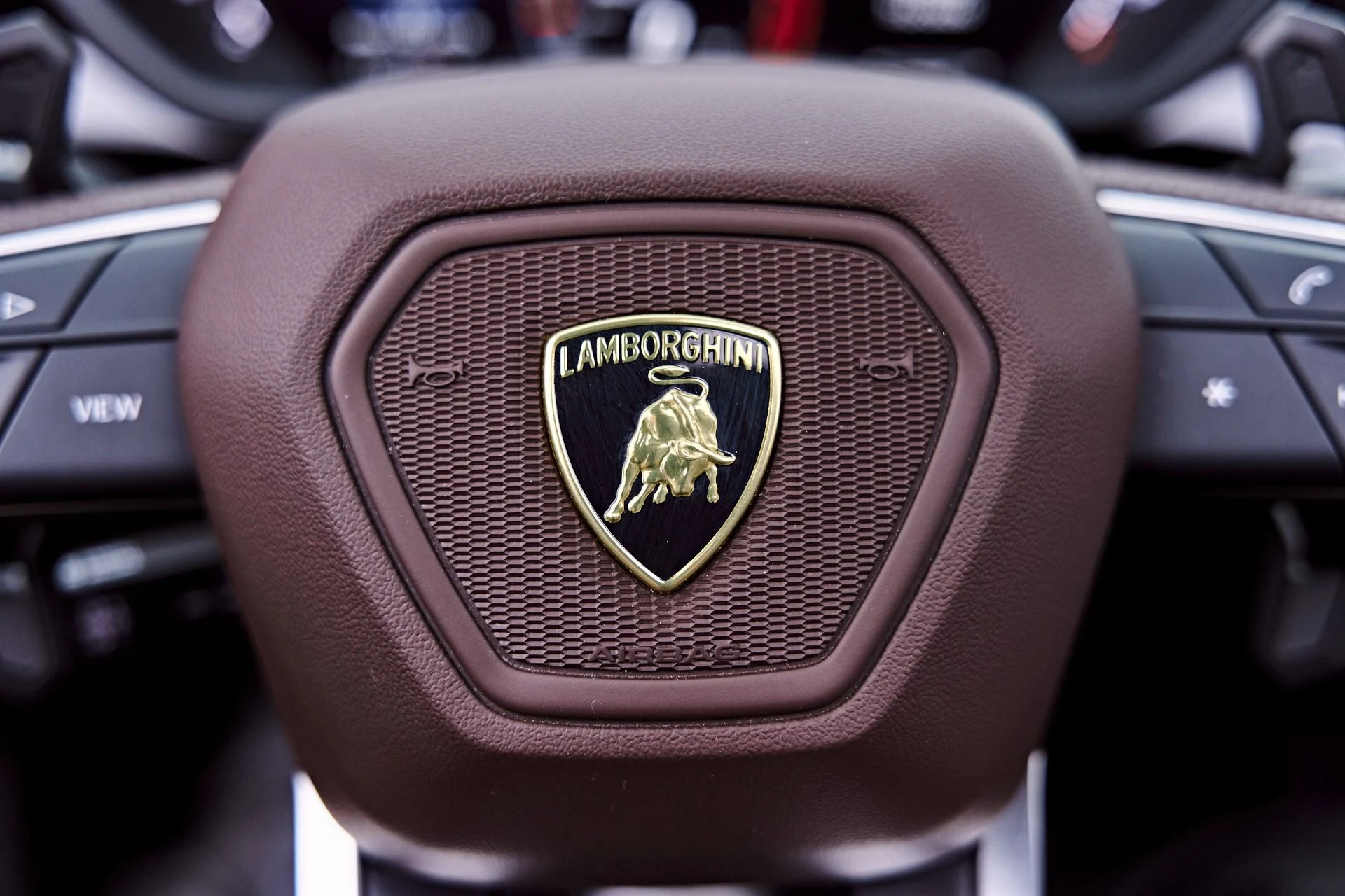 mph078_2102026790_Used_2023_Lamborghini_Urus_S_1783037063_b8397fa6b1