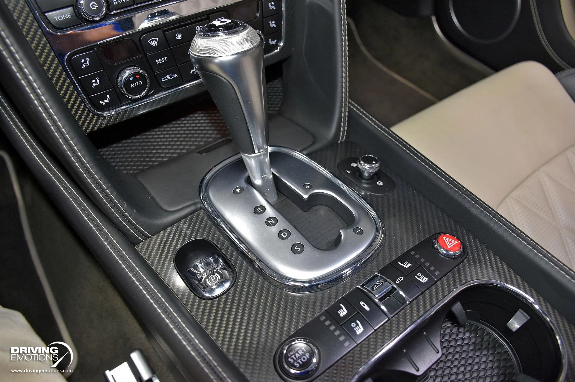 mph078_2141220060_871_p79_l_3bfd0a3c1b