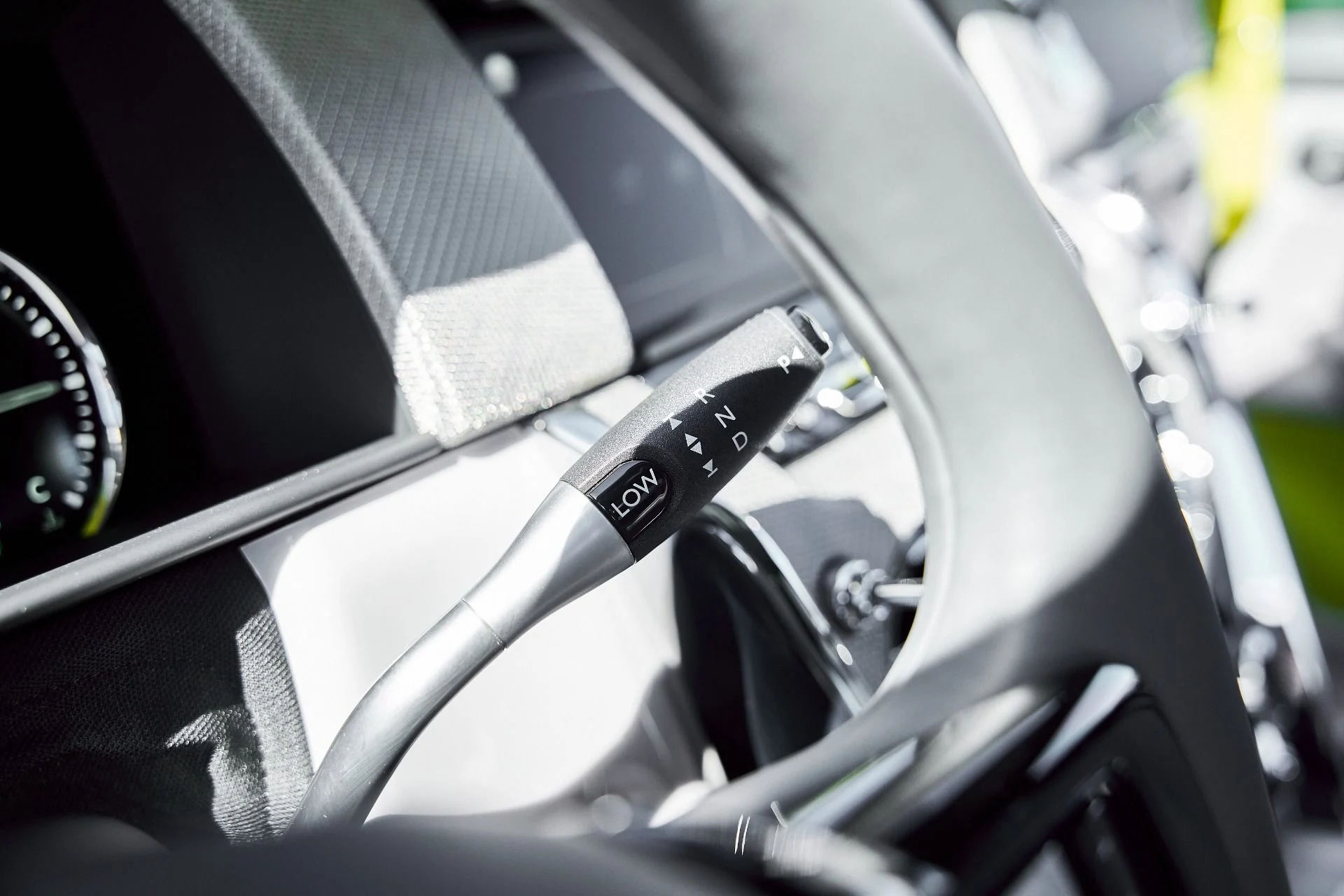 mph078_2144401068_Used_2024_Rolls_Royce_Cullinan_Base_1773162693_b1b3471fea