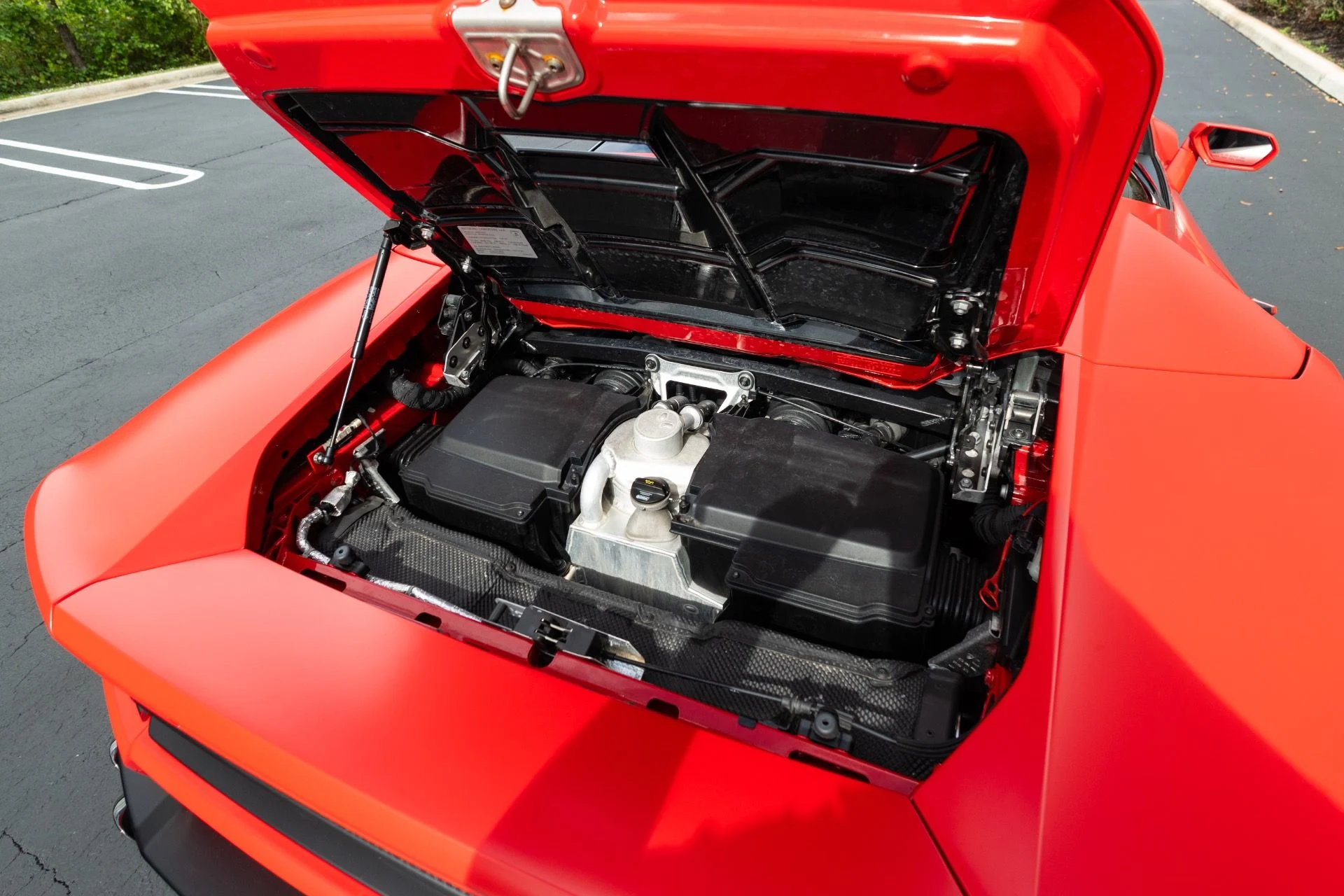 mph078_2191678981_Used_2018_Lamborghini_Huracan_LP_580_2_Spyder_1766443680_71f1837adf