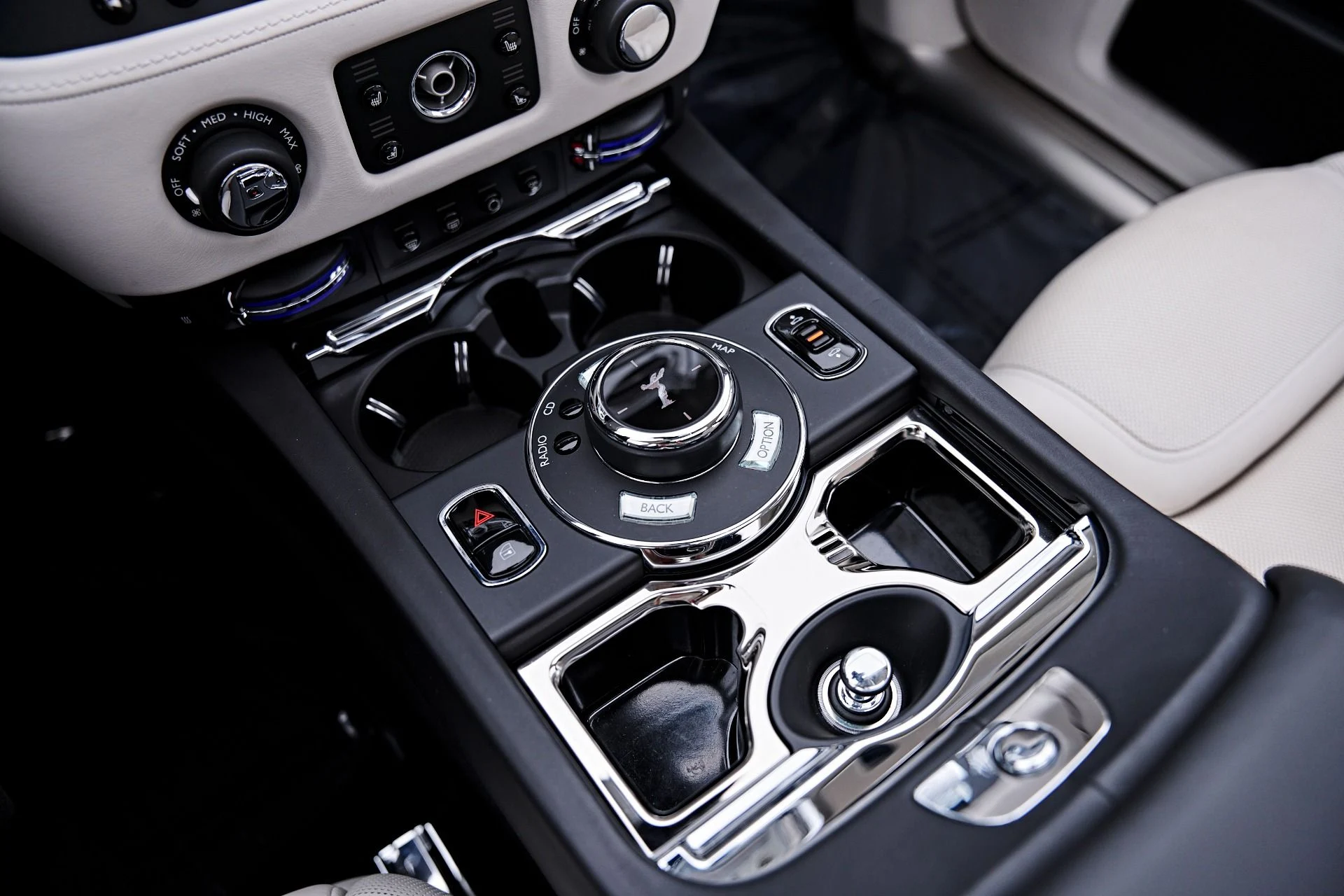 mph078_2365125384_Used_2016_Rolls_Royce_Ghost_Base_1791333090_78842c7579