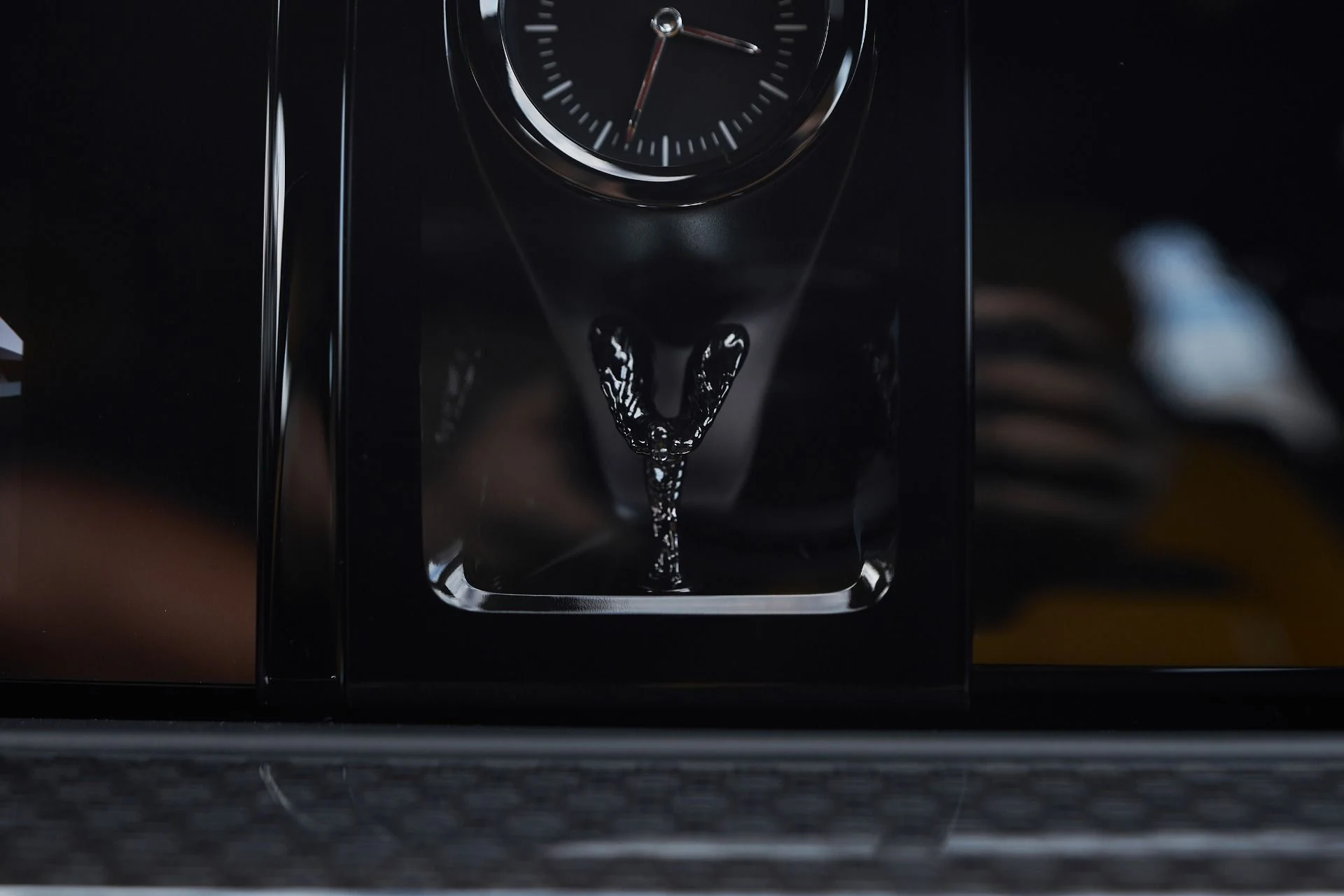 mph078_2461044011_Used_2025_Rolls_Royce_Ghost_Black_Badge_1763167883_87097fa497