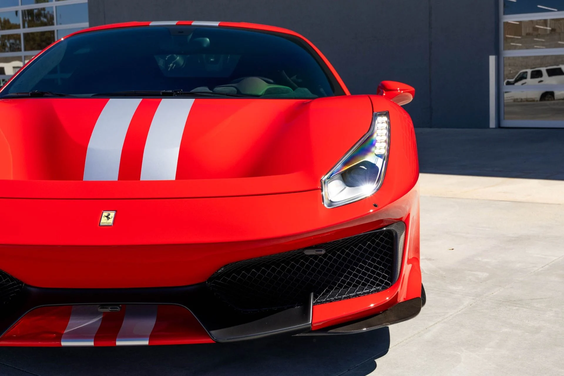 mph078_2496816090_Used_2019_Ferrari_488_Pista_1760720845_2c89d233ae